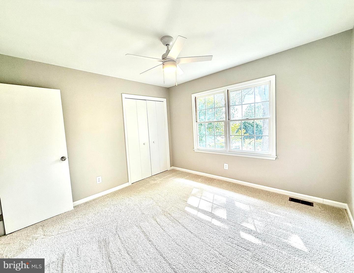 2960 HIBBARD ST, OAKTON, Virginia 22124, 3 Bedrooms Bedrooms, ,2 BathroomsBathrooms,Residential,For sale,2960 HIBBARD ST,VAFX2272606 MLS # VAFX2272606