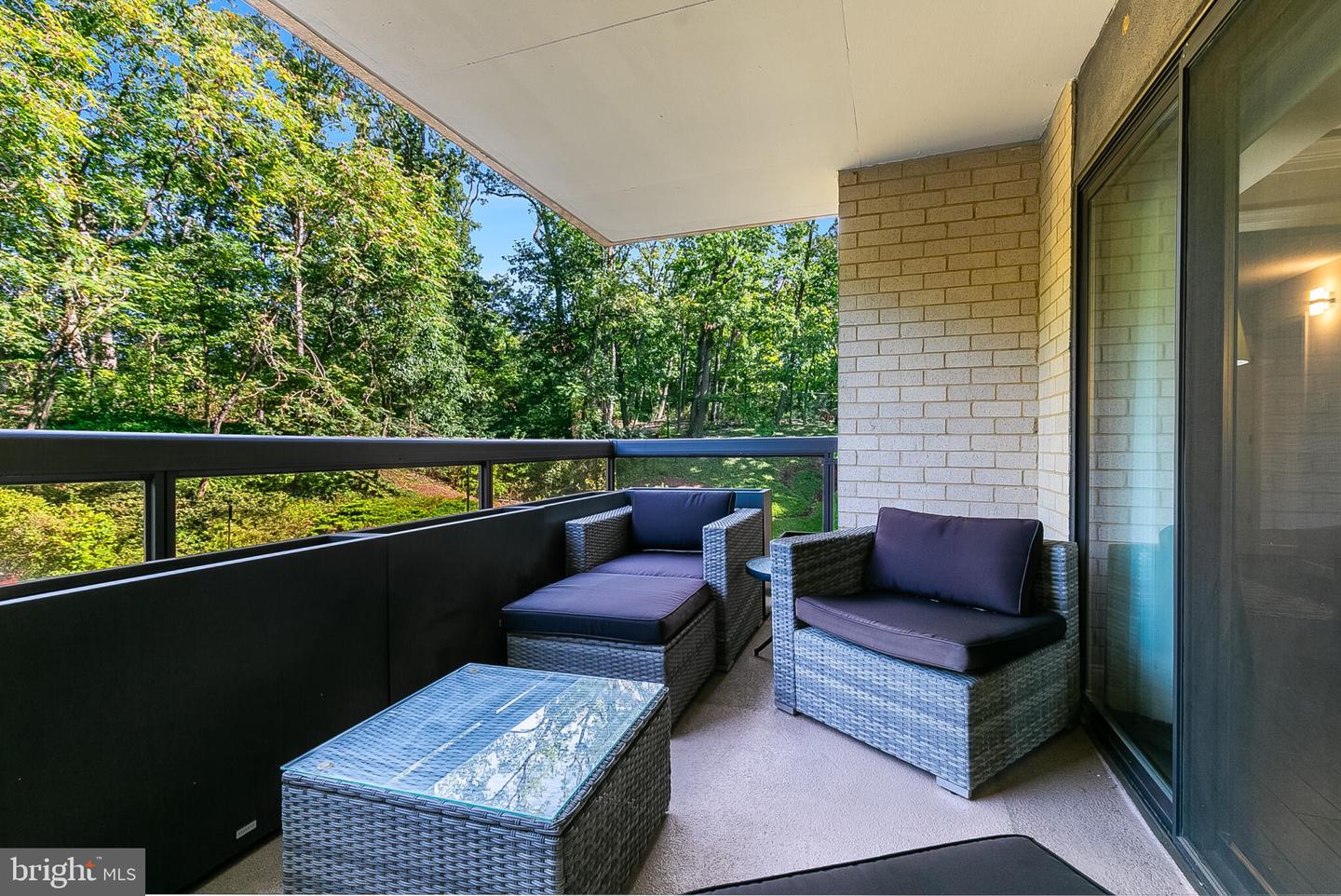205 YOAKUM PKWY #226, ALEXANDRIA, Virginia 22304, 3 Bedrooms Bedrooms, ,2 BathroomsBathrooms,Residential,For sale,205 YOAKUM PKWY #226,VAAX2050466 MLS # VAAX2050466