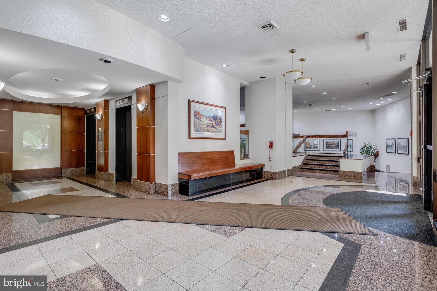 205 YOAKUM PKWY #226, ALEXANDRIA, Virginia 22304, 3 Bedrooms Bedrooms, ,2 BathroomsBathrooms,Residential,For sale,205 YOAKUM PKWY #226,VAAX2050466 MLS # VAAX2050466
