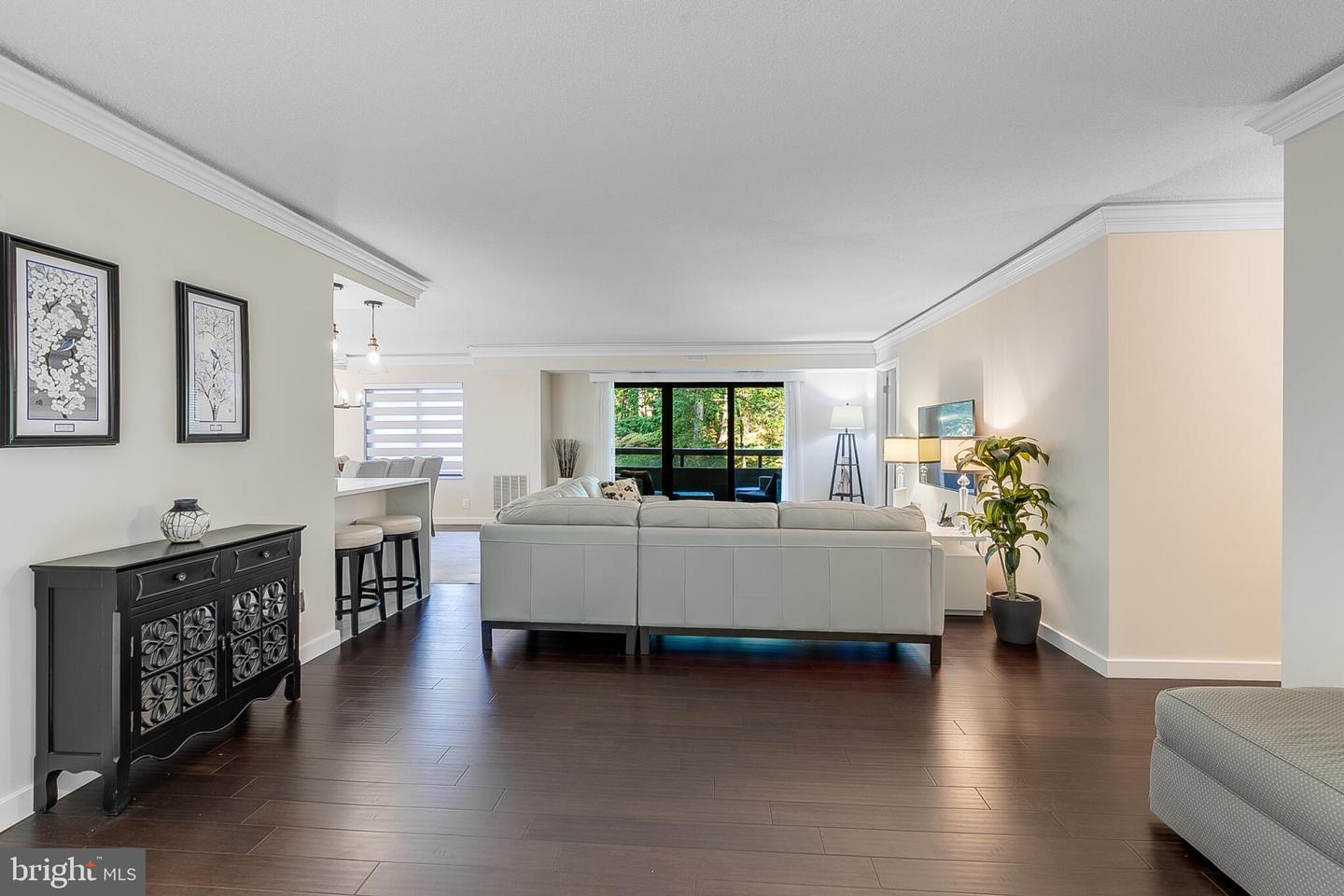 205 YOAKUM PKWY #226, ALEXANDRIA, Virginia 22304, 3 Bedrooms Bedrooms, ,2 BathroomsBathrooms,Residential,For sale,205 YOAKUM PKWY #226,VAAX2050466 MLS # VAAX2050466