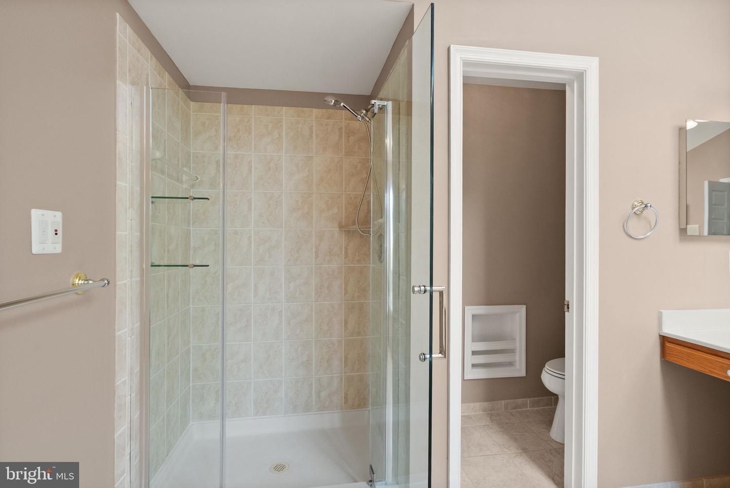 20961 COHASSET TER, ASHBURN, Virginia 20147, 3 Bedrooms Bedrooms, ,3 BathroomsBathrooms,Residential,For sale,20961 COHASSET TER,VALO2107918 MLS # VALO2107918