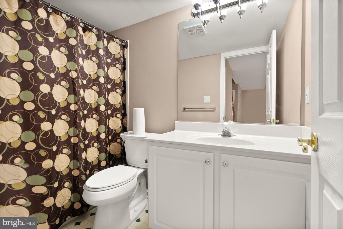 20961 COHASSET TER, ASHBURN, Virginia 20147, 3 Bedrooms Bedrooms, ,3 BathroomsBathrooms,Residential,For sale,20961 COHASSET TER,VALO2107918 MLS # VALO2107918