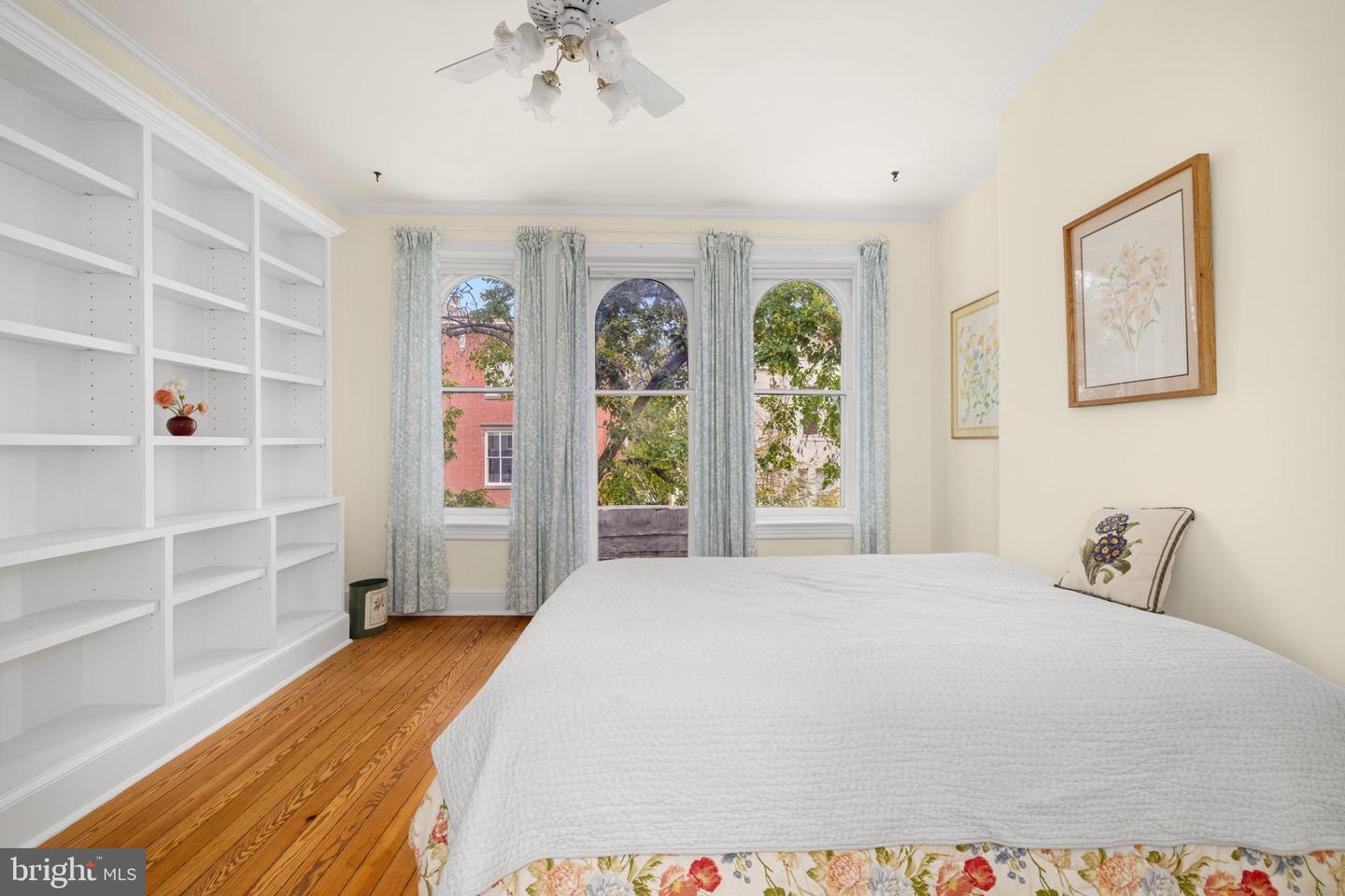 1508 30TH ST NW, WASHINGTON, District Of Columbia 20007, 4 Bedrooms Bedrooms, ,4 BathroomsBathrooms,Residential,For sale,1508 30TH ST NW,DCDC2225330 MLS # DCDC2225330