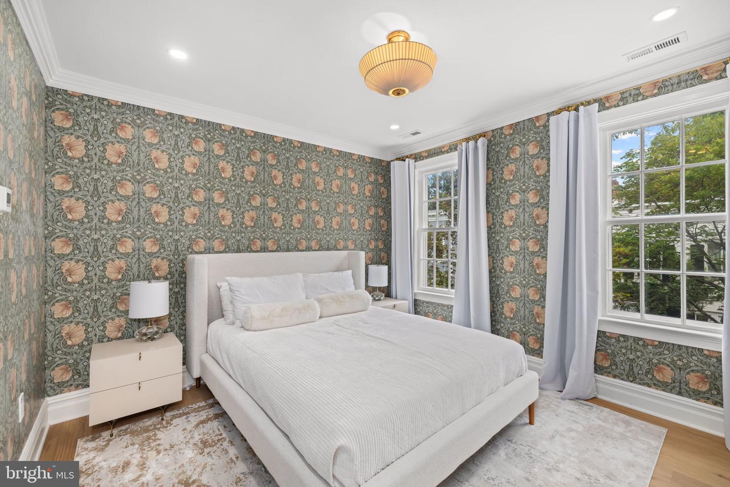 1234 33RD ST NW, WASHINGTON, District Of Columbia 20007, 4 Bedrooms Bedrooms, 9 Rooms Rooms,4 BathroomsBathrooms,Residential,For sale,1234 33RD ST NW,DCDC2225406 MLS # DCDC2225406