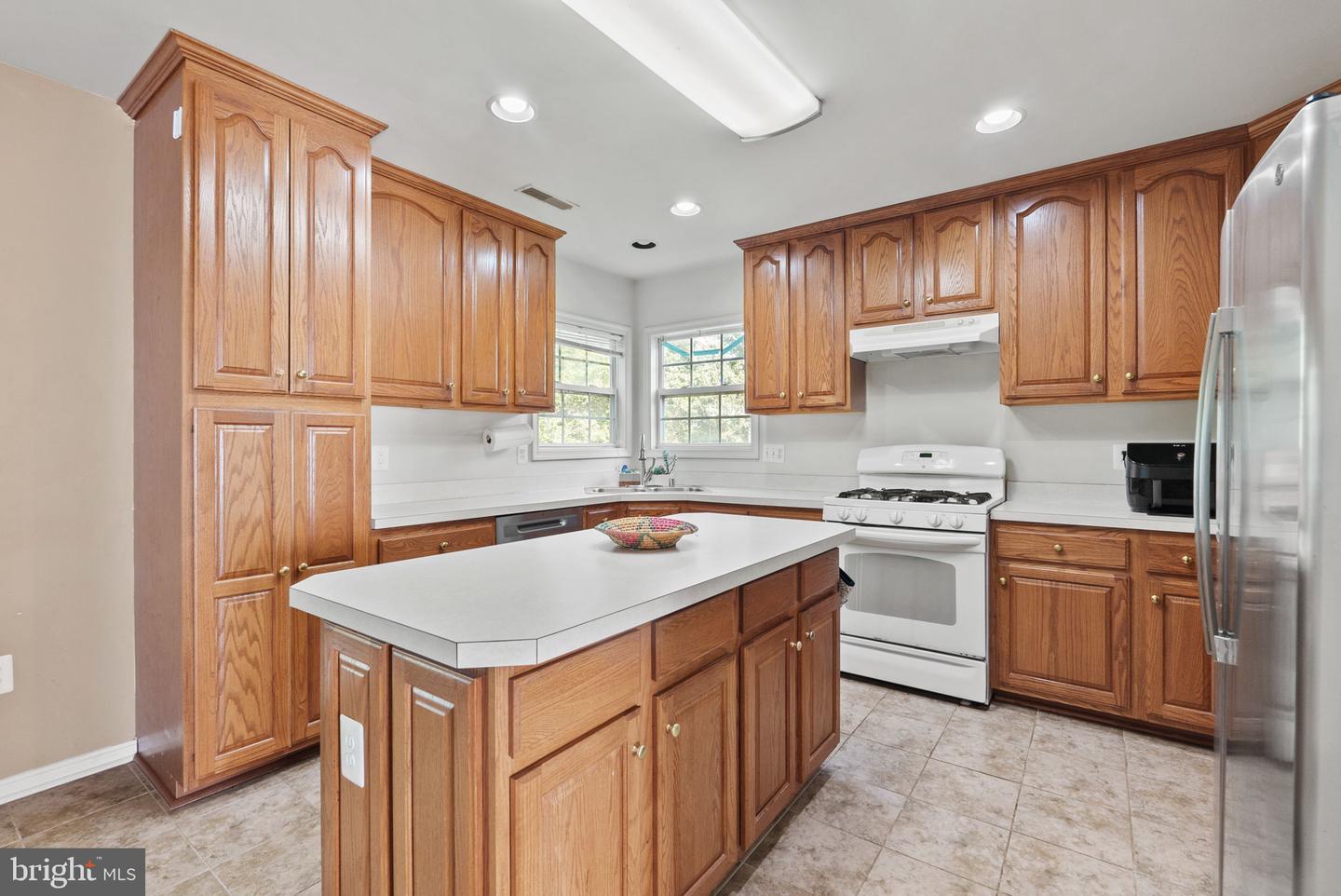 9404 BUCKHALL FARM CT, MANASSAS, Virginia 20111, 4 Bedrooms Bedrooms, ,2 BathroomsBathrooms,Residential,For sale,9404 BUCKHALL FARM CT,VAPW2105300 MLS # VAPW2105300