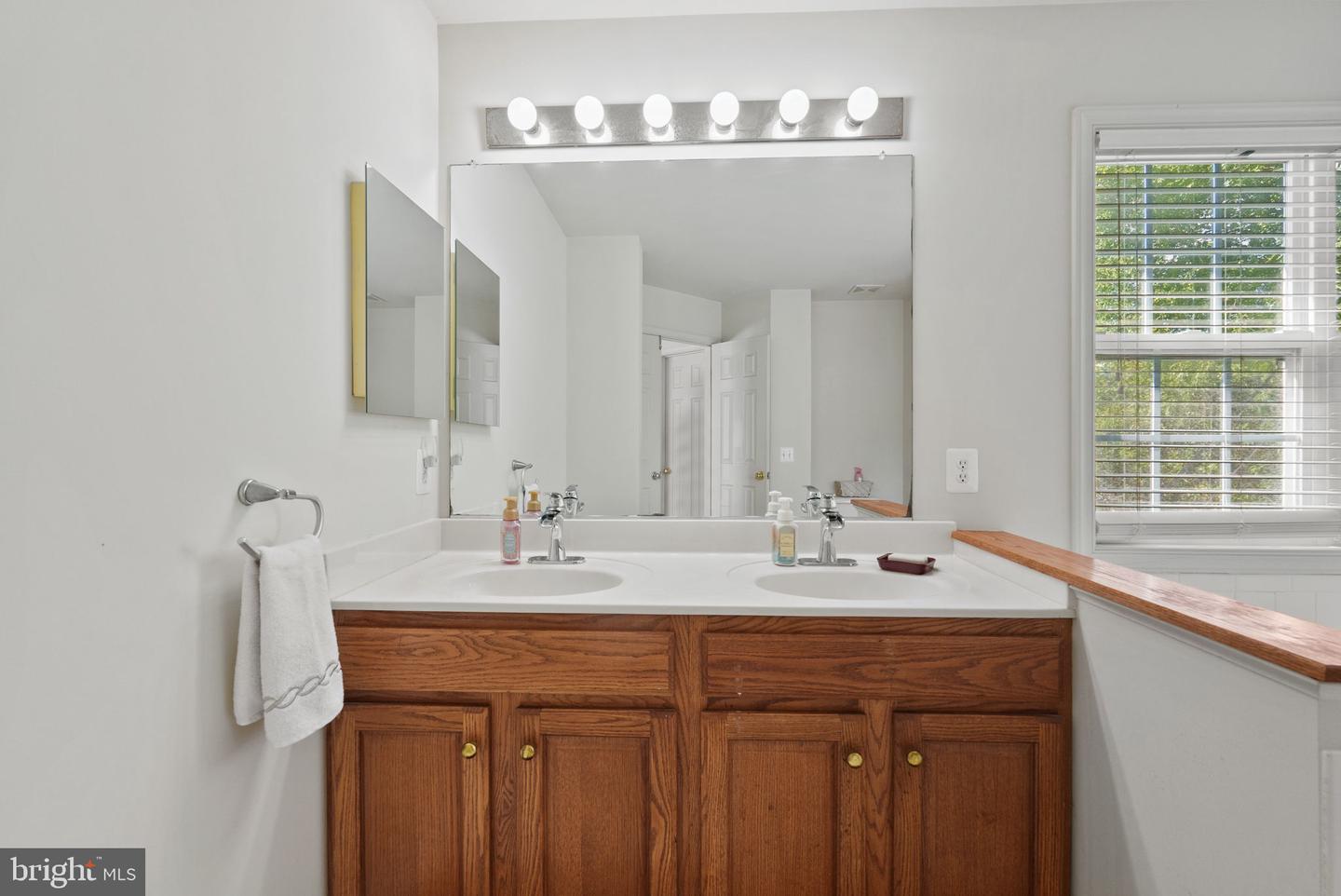 9404 BUCKHALL FARM CT, MANASSAS, Virginia 20111, 4 Bedrooms Bedrooms, ,2 BathroomsBathrooms,Residential,For sale,9404 BUCKHALL FARM CT,VAPW2105300 MLS # VAPW2105300