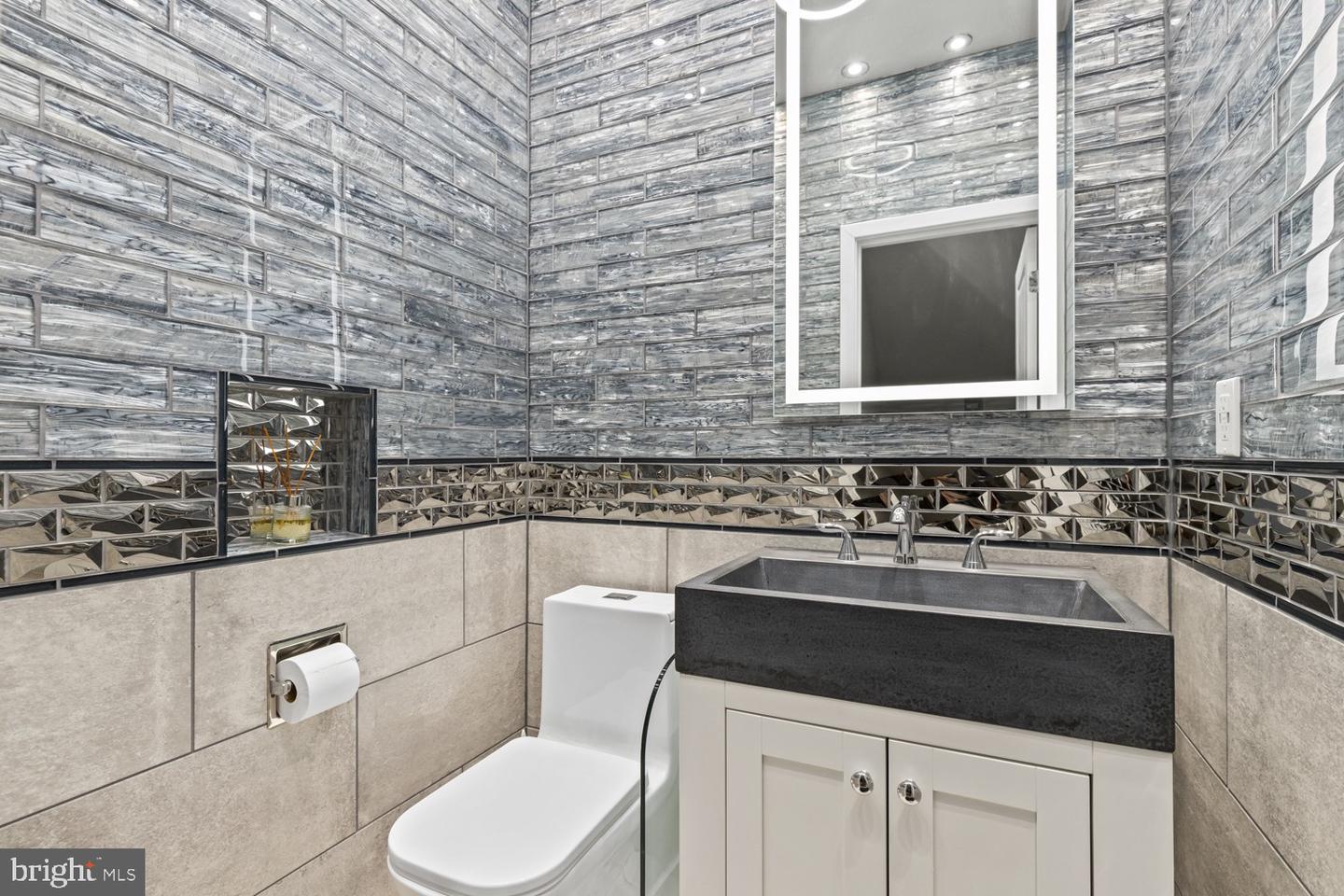 120 CAMBRIA WALK, ALEXANDRIA, Virginia 22304, 4 Bedrooms Bedrooms, ,4 BathroomsBathrooms,Residential,For sale,120 CAMBRIA WALK,VAAX2050504 MLS # VAAX2050504