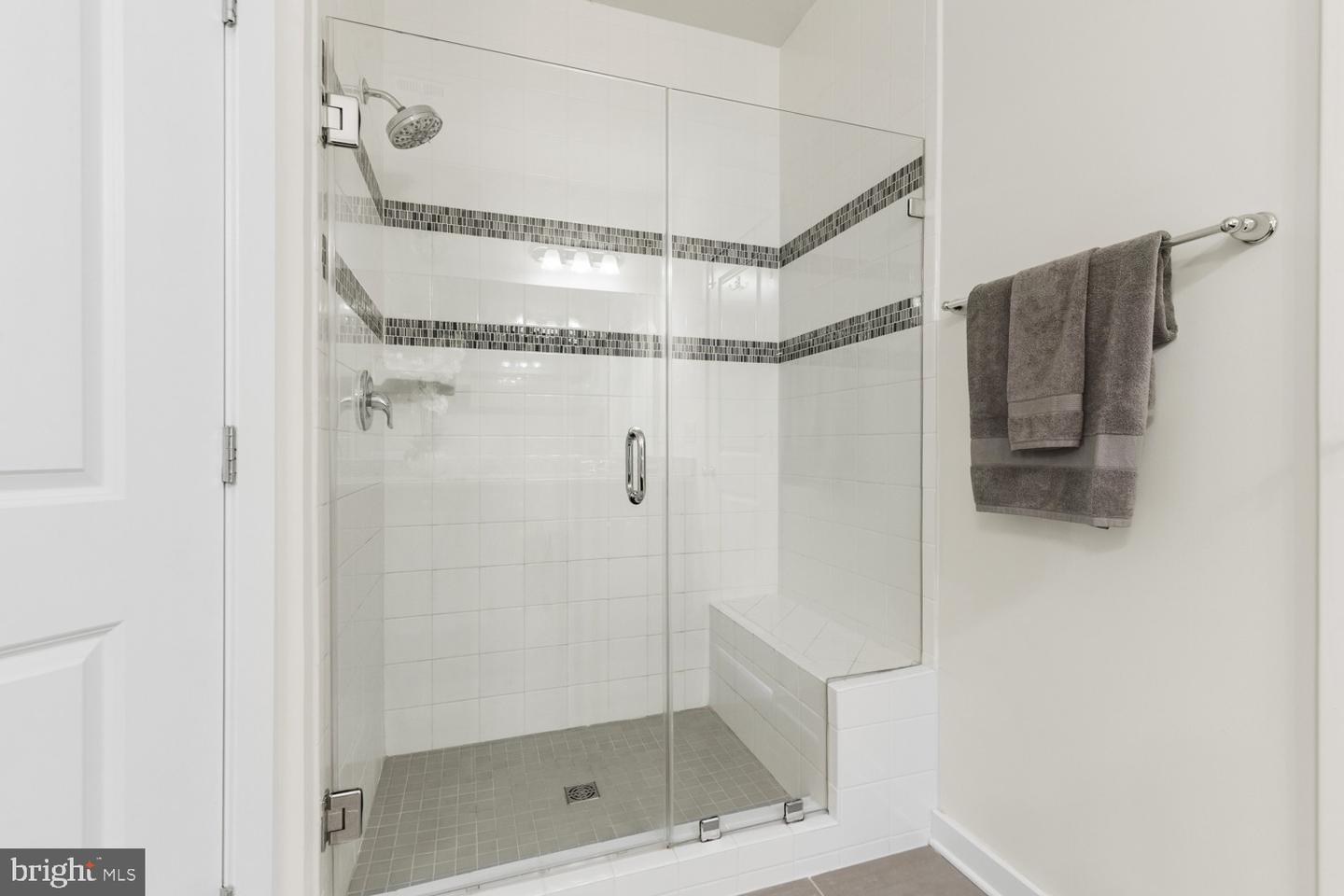 120 CAMBRIA WALK, ALEXANDRIA, Virginia 22304, 4 Bedrooms Bedrooms, ,4 BathroomsBathrooms,Residential,For sale,120 CAMBRIA WALK,VAAX2050504 MLS # VAAX2050504