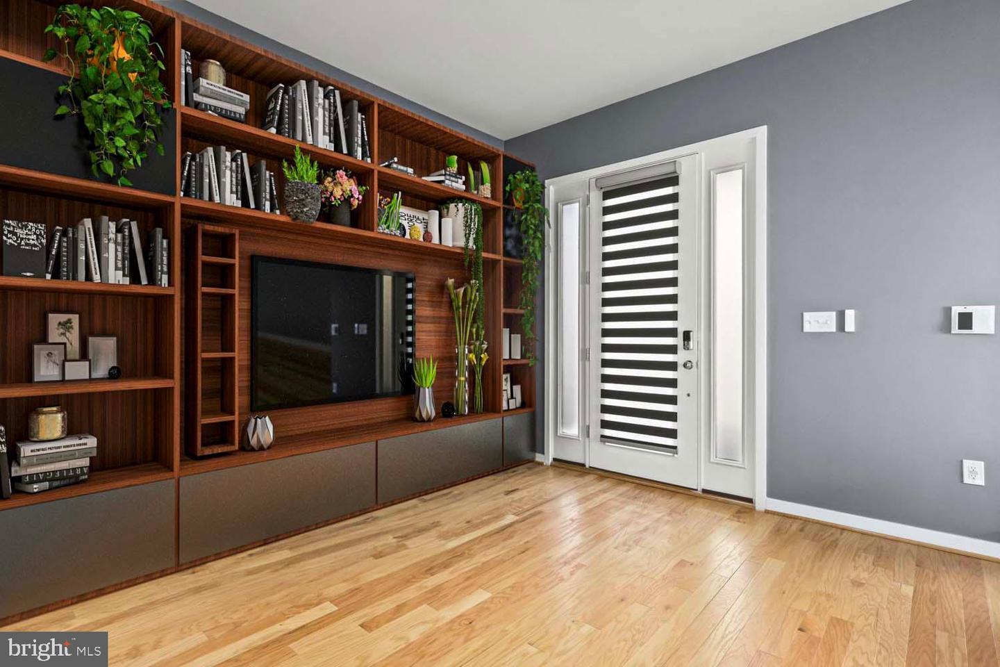 120 CAMBRIA WALK, ALEXANDRIA, Virginia 22304, 4 Bedrooms Bedrooms, ,4 BathroomsBathrooms,Residential,For sale,120 CAMBRIA WALK,VAAX2050504 MLS # VAAX2050504