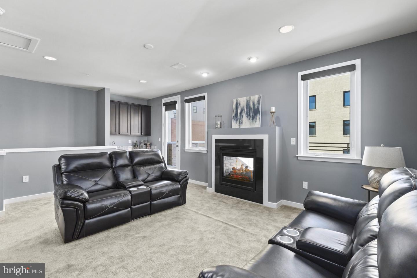 120 CAMBRIA WALK, ALEXANDRIA, Virginia 22304, 4 Bedrooms Bedrooms, ,4 BathroomsBathrooms,Residential,For sale,120 CAMBRIA WALK,VAAX2050504 MLS # VAAX2050504