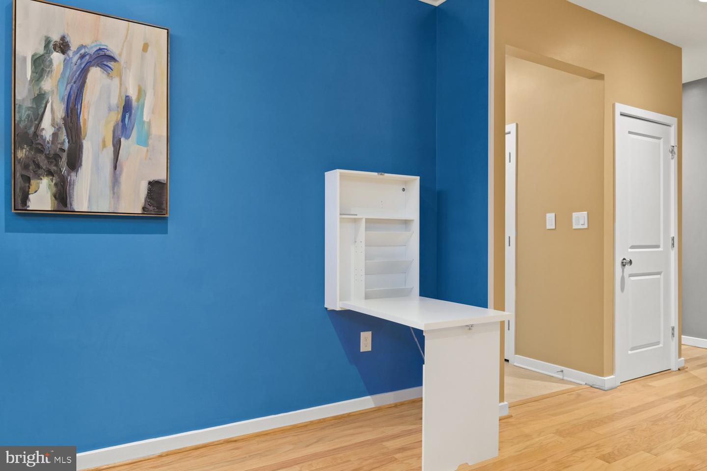 120 CAMBRIA WALK, ALEXANDRIA, Virginia 22304, 4 Bedrooms Bedrooms, ,4 BathroomsBathrooms,Residential,For sale,120 CAMBRIA WALK,VAAX2050504 MLS # VAAX2050504