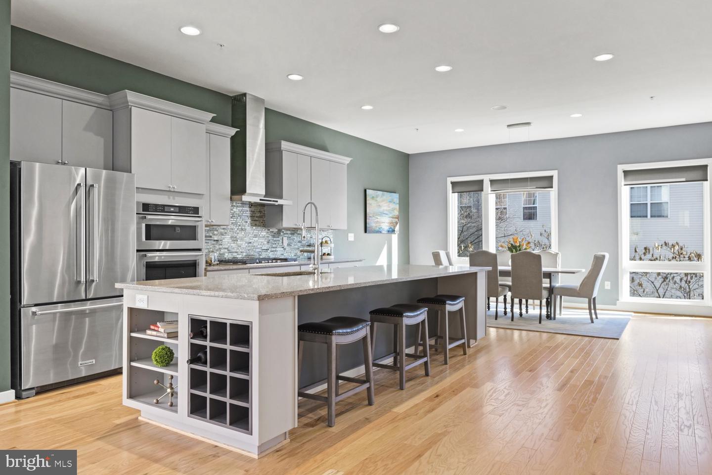120 CAMBRIA WALK, ALEXANDRIA, Virginia 22304, 4 Bedrooms Bedrooms, ,4 BathroomsBathrooms,Residential,For sale,120 CAMBRIA WALK,VAAX2050504 MLS # VAAX2050504