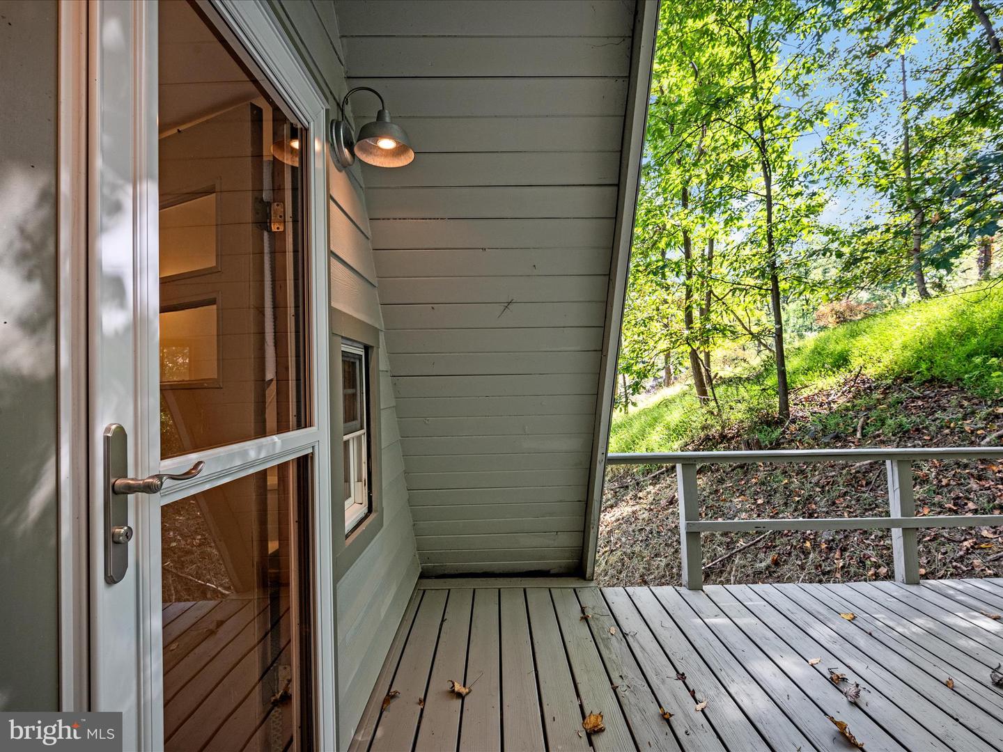 378 SPLIT RAIL RD, FRONT ROYAL, Virginia 22630, 3 Bedrooms Bedrooms, ,2 BathroomsBathrooms,Residential,For sale,378 SPLIT RAIL RD,VAWR2012450 MLS # VAWR2012450