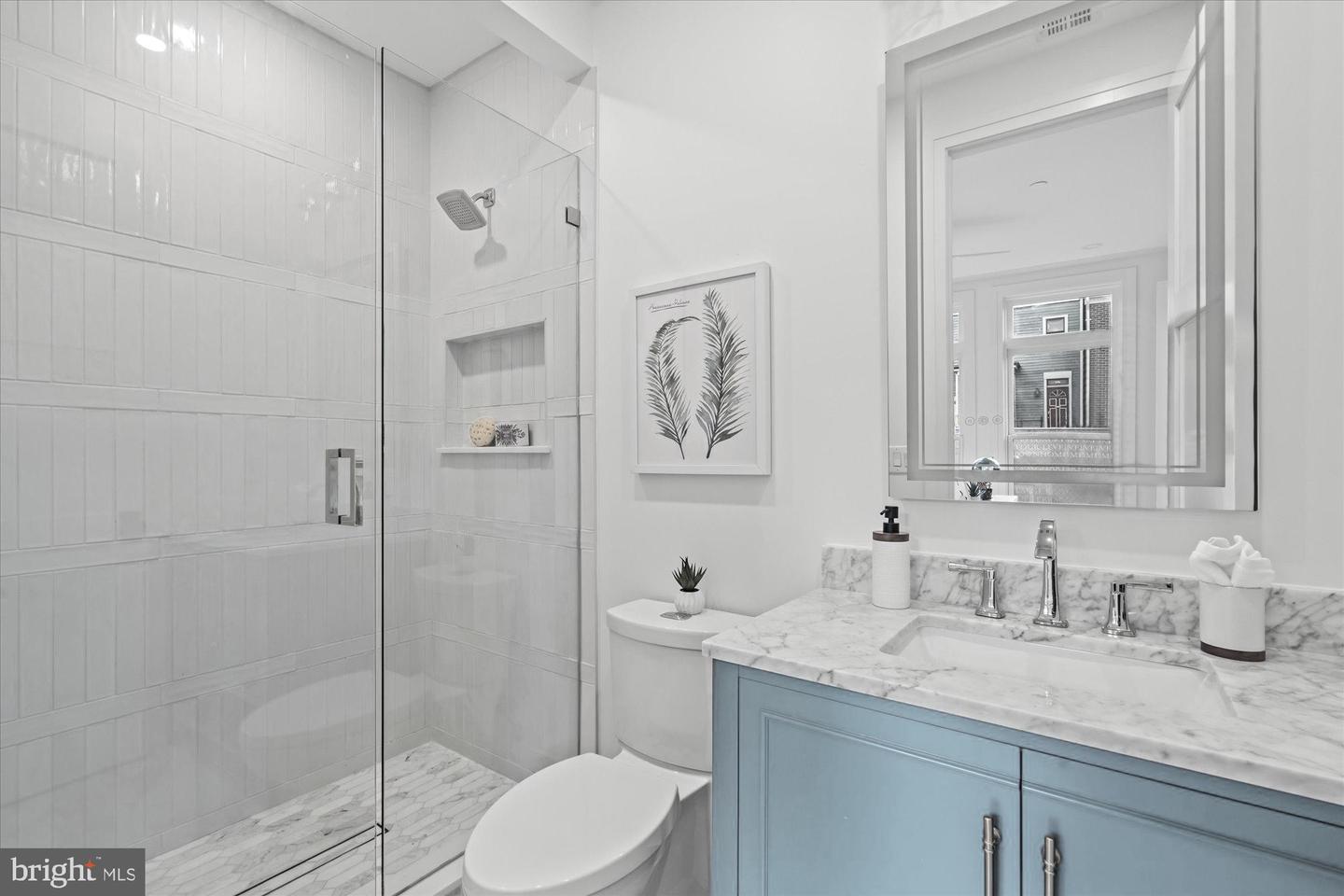125 N WEST ST, ALEXANDRIA, Virginia 22314, 4 Bedrooms Bedrooms, ,4 BathroomsBathrooms,Residential,For sale,125 N WEST ST,VAAX2050452 MLS # VAAX2050452
