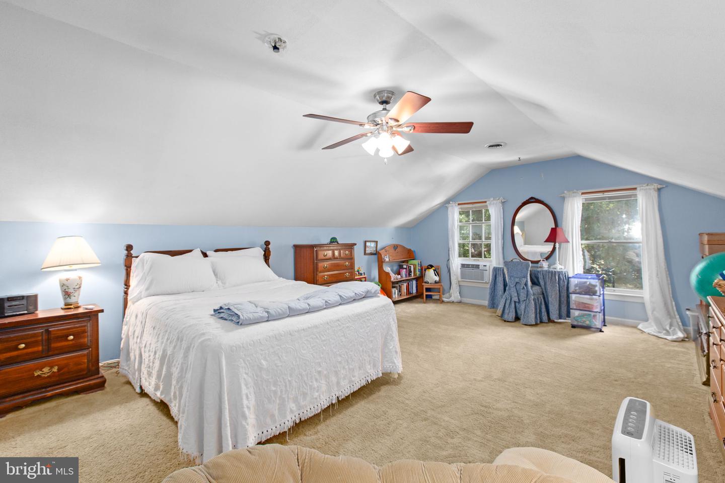 5 MAYFAIR DR, FREDERICKSBURG, Virginia 22407, 4 Bedrooms Bedrooms, ,2 BathroomsBathrooms,Residential,For sale,5 MAYFAIR DR,VASP2036642 MLS # VASP2036642