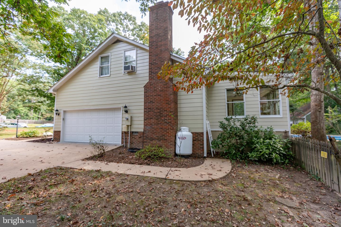 5 MAYFAIR DR, FREDERICKSBURG, Virginia 22407, 4 Bedrooms Bedrooms, ,2 BathroomsBathrooms,Residential,For sale,5 MAYFAIR DR,VASP2036642 MLS # VASP2036642