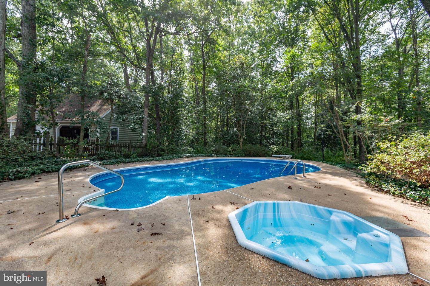 5 MAYFAIR DR, FREDERICKSBURG, Virginia 22407, 4 Bedrooms Bedrooms, ,2 BathroomsBathrooms,Residential,For sale,5 MAYFAIR DR,VASP2036642 MLS # VASP2036642