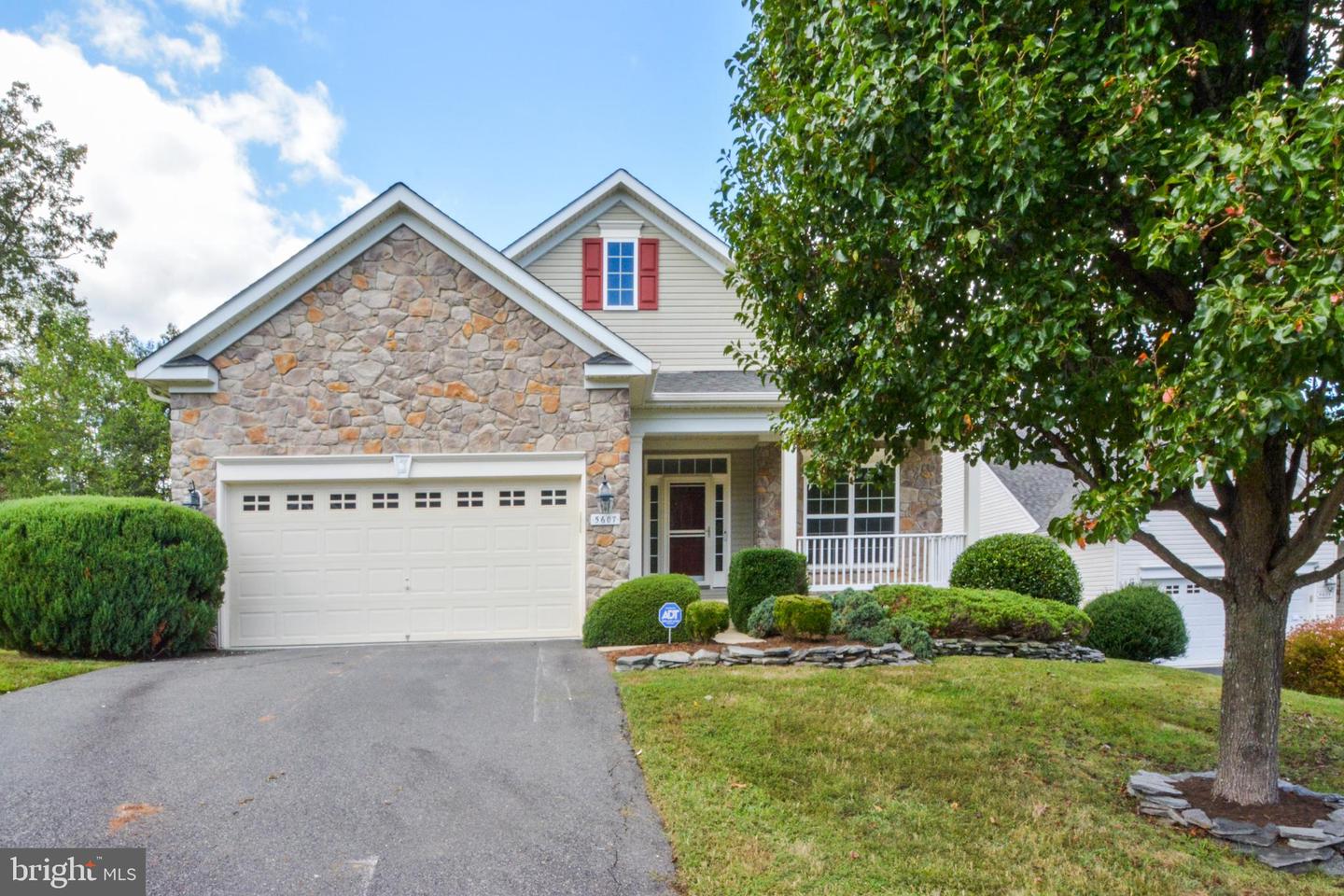 5607 CEDAR MOUNTAIN CT, FREDERICKSBURG, Virginia 22407, 3 Bedrooms Bedrooms, 5 Rooms Rooms,2 BathroomsBathrooms,Residential,For sale,5607 CEDAR MOUNTAIN CT,VASP2036696 MLS # VASP2036696