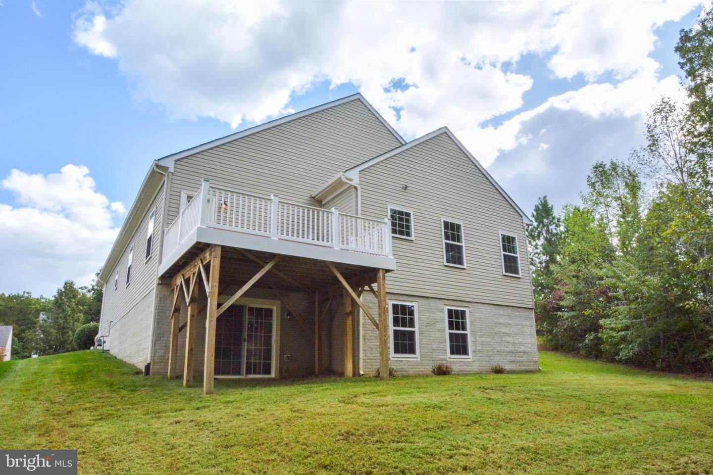 5607 CEDAR MOUNTAIN CT, FREDERICKSBURG, Virginia 22407, 3 Bedrooms Bedrooms, 5 Rooms Rooms,2 BathroomsBathrooms,Residential,For sale,5607 CEDAR MOUNTAIN CT,VASP2036696 MLS # VASP2036696