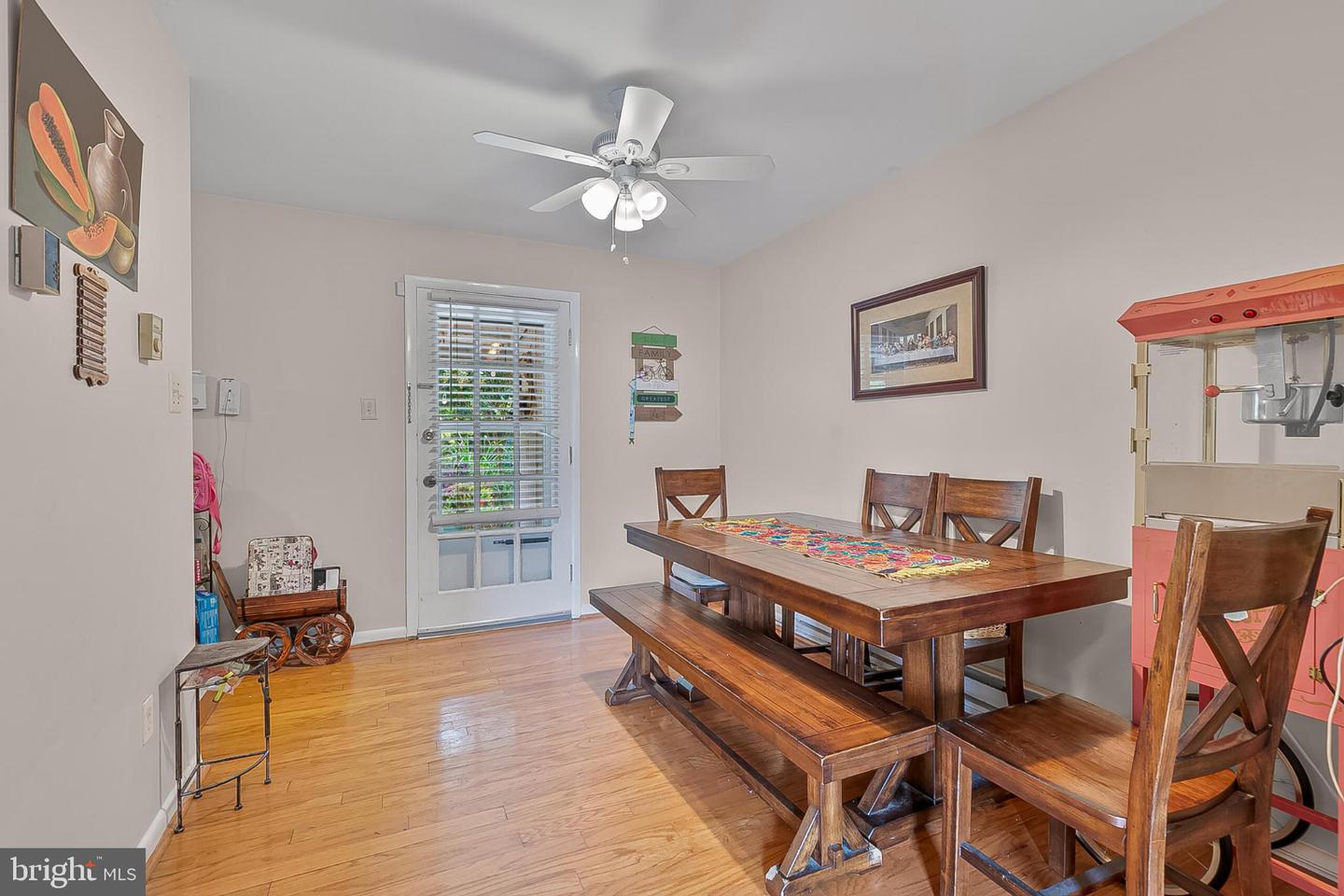 214 SHENANDOAH ST SE, LEESBURG, Virginia 20175, 2 Bedrooms Bedrooms, 4 Rooms Rooms,1 BathroomBathrooms,Residential,For sale,214 SHENANDOAH ST SE,VALO2108294 MLS # VALO2108294