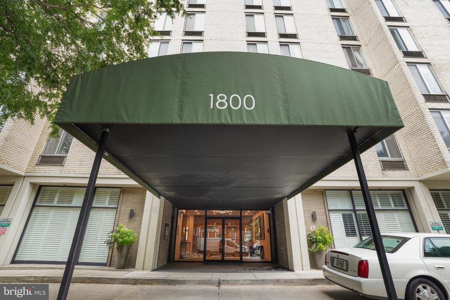 1800 R ST NW #206, WASHINGTON, District Of Columbia 20009, 1 Bedroom Bedrooms, ,1 BathroomBathrooms,Residential,For sale,1800 R ST NW #206,DCDC2225650 MLS # DCDC2225650