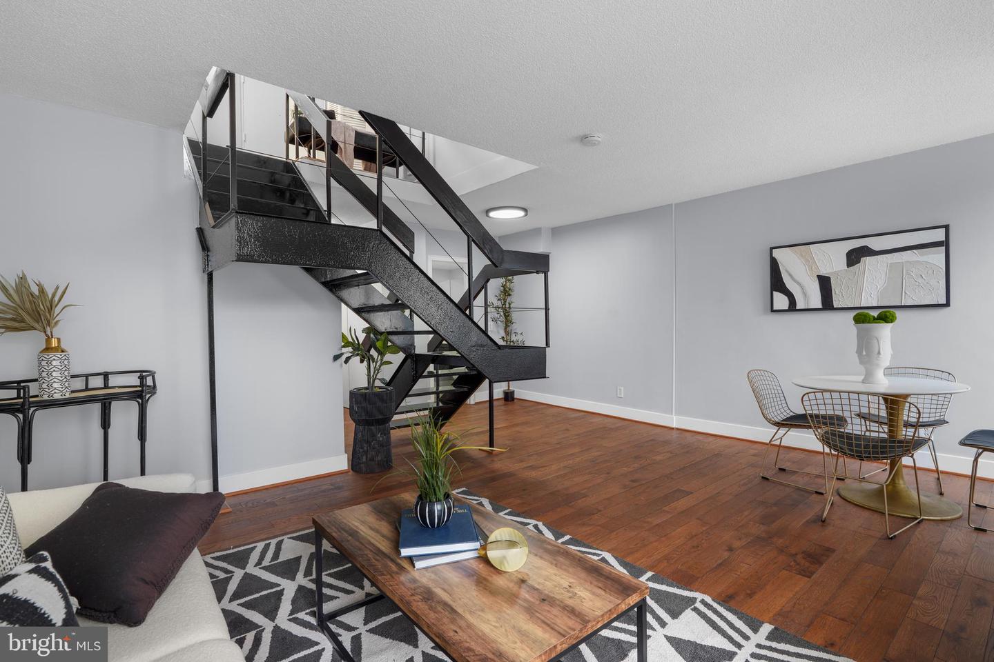 1800 R ST NW #206, WASHINGTON, District Of Columbia 20009, 1 Bedroom Bedrooms, ,1 BathroomBathrooms,Residential,For sale,1800 R ST NW #206,DCDC2225650 MLS # DCDC2225650