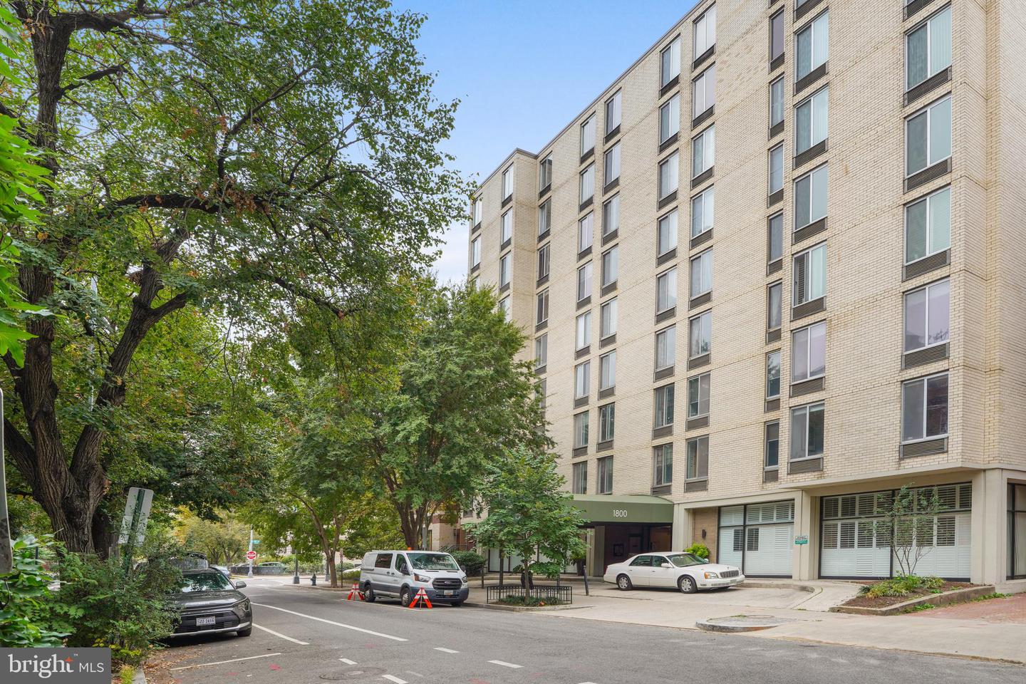 1800 R ST NW #206, WASHINGTON, District Of Columbia 20009, 1 Bedroom Bedrooms, ,1 BathroomBathrooms,Residential,For sale,1800 R ST NW #206,DCDC2225650 MLS # DCDC2225650
