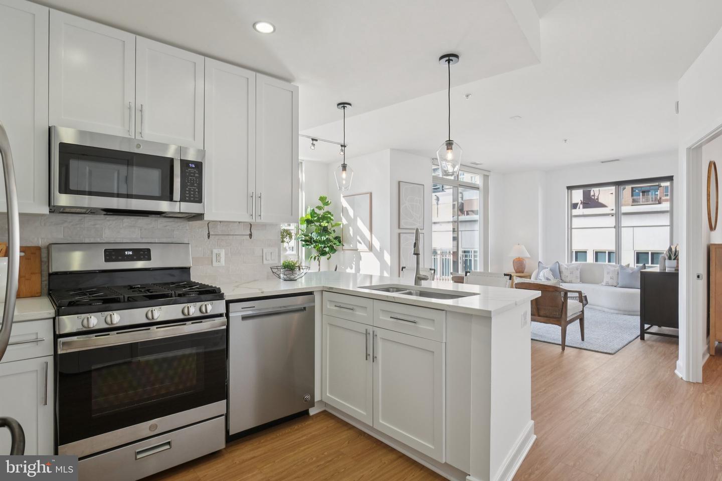 820 N POLLARD ST #914, ARLINGTON, Virginia 22203, 2 Bedrooms Bedrooms, ,2 BathroomsBathrooms,Residential,For sale,820 N POLLARD ST #914,VAAR2064574 MLS # VAAR2064574