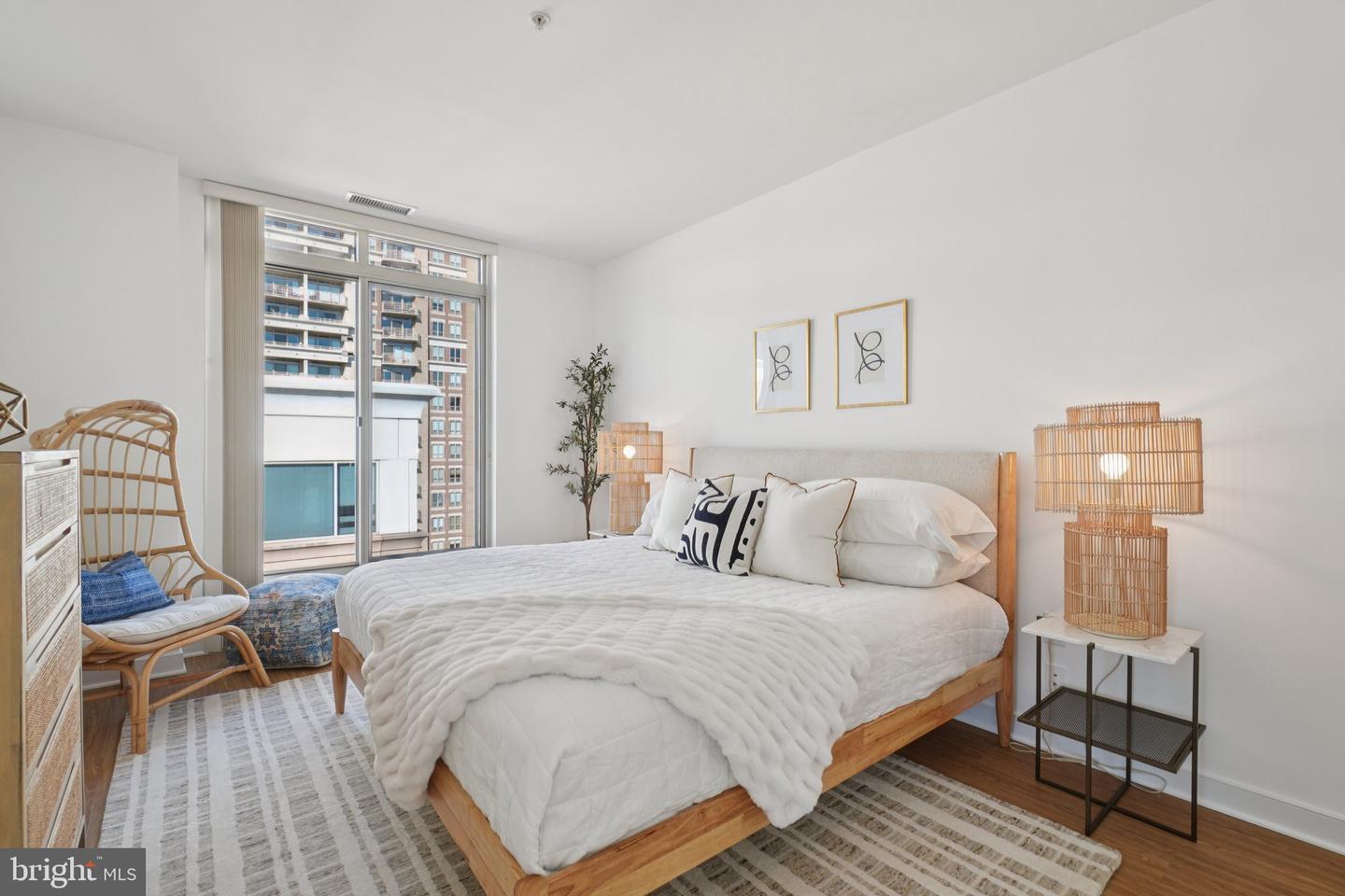 820 N POLLARD ST #914, ARLINGTON, Virginia 22203, 2 Bedrooms Bedrooms, ,2 BathroomsBathrooms,Residential,For sale,820 N POLLARD ST #914,VAAR2064574 MLS # VAAR2064574