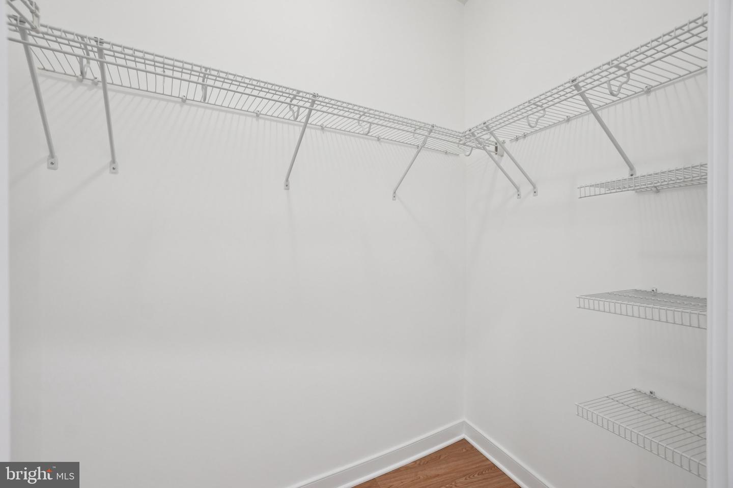 820 N POLLARD ST #914, ARLINGTON, Virginia 22203, 2 Bedrooms Bedrooms, ,2 BathroomsBathrooms,Residential,For sale,820 N POLLARD ST #914,VAAR2064574 MLS # VAAR2064574