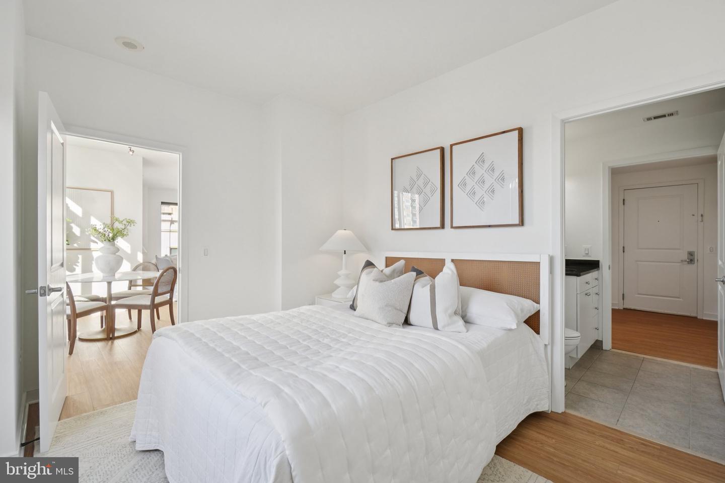 820 N POLLARD ST #914, ARLINGTON, Virginia 22203, 2 Bedrooms Bedrooms, ,2 BathroomsBathrooms,Residential,For sale,820 N POLLARD ST #914,VAAR2064574 MLS # VAAR2064574