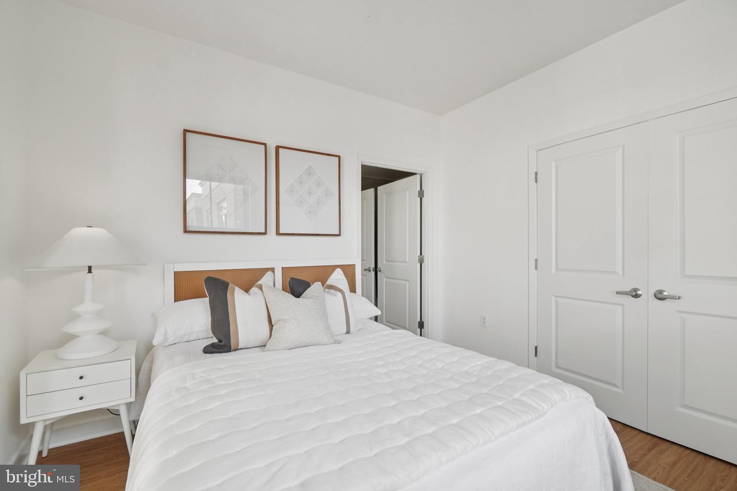 820 N POLLARD ST #914, ARLINGTON, Virginia 22203, 2 Bedrooms Bedrooms, ,2 BathroomsBathrooms,Residential,For sale,820 N POLLARD ST #914,VAAR2064574 MLS # VAAR2064574
