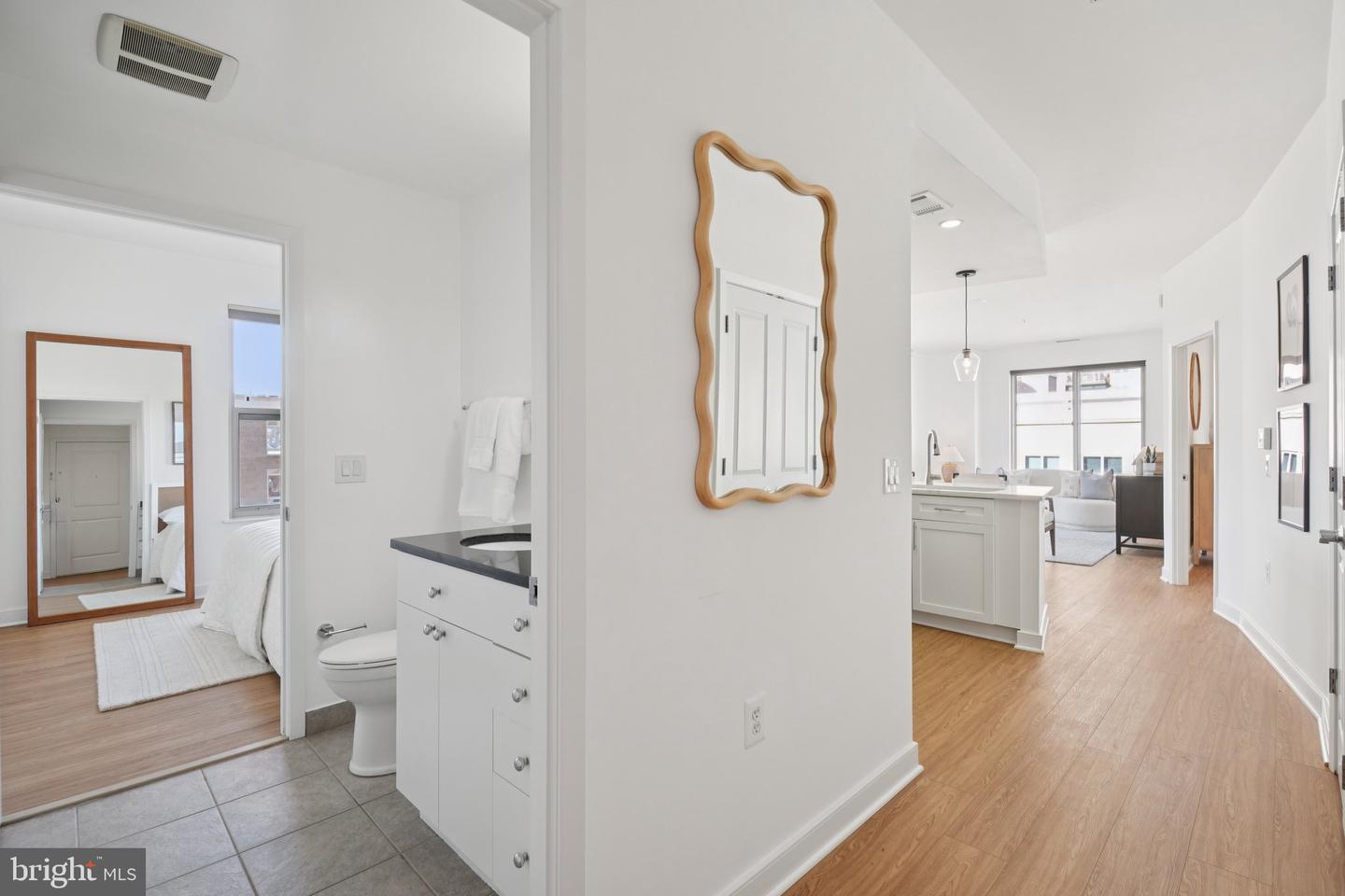 820 N POLLARD ST #914, ARLINGTON, Virginia 22203, 2 Bedrooms Bedrooms, ,2 BathroomsBathrooms,Residential,For sale,820 N POLLARD ST #914,VAAR2064574 MLS # VAAR2064574