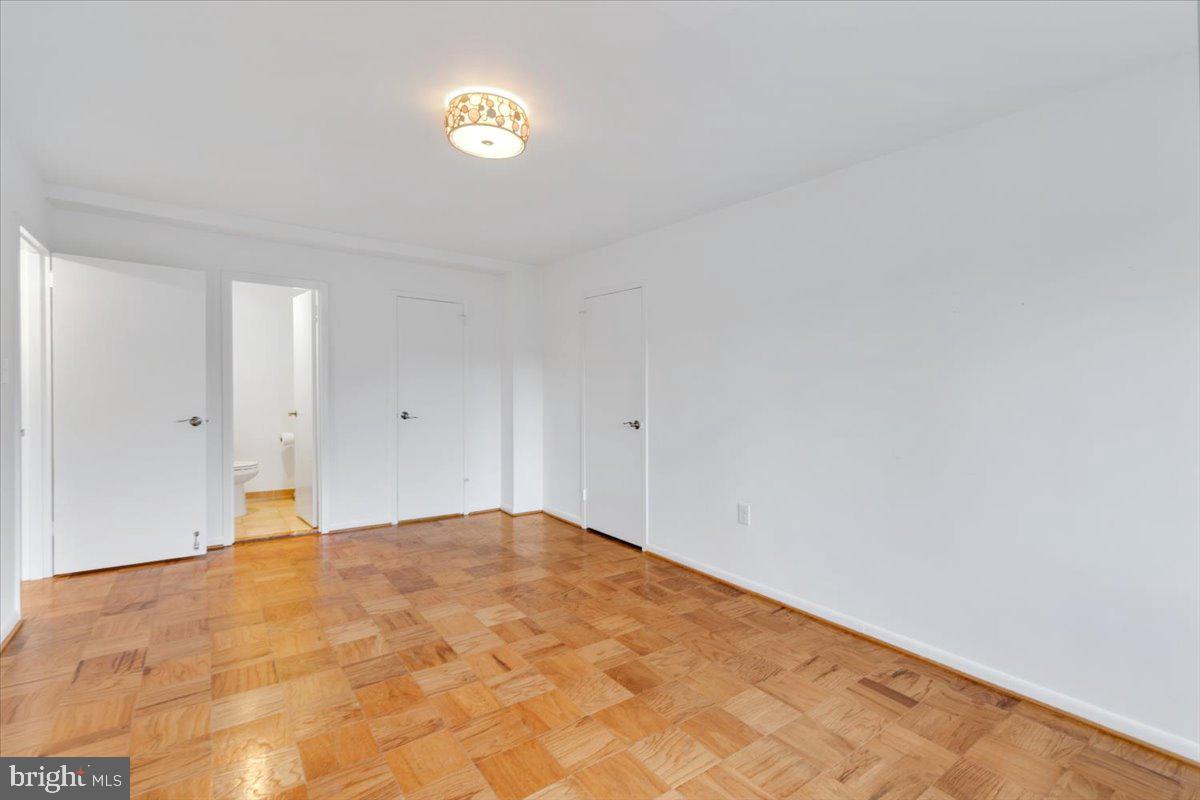 200 N MAPLE AVE #416, FALLS CHURCH, Virginia 22046, 2 Bedrooms Bedrooms, ,1 BathroomBathrooms,Residential,For sale,200 N MAPLE AVE #416,VAFA2003336 MLS # VAFA2003336