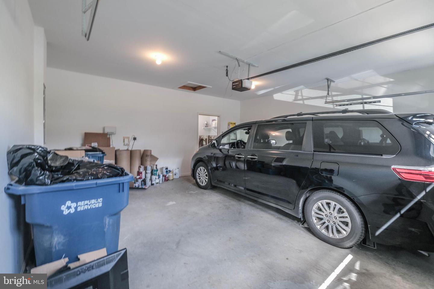 117 HARVESTER DR, LAKE FREDERICK, Virginia 22630, 4 Bedrooms Bedrooms, ,4 BathroomsBathrooms,Residential,For sale,117 HARVESTER DR,VAFV2037232 MLS # VAFV2037232
