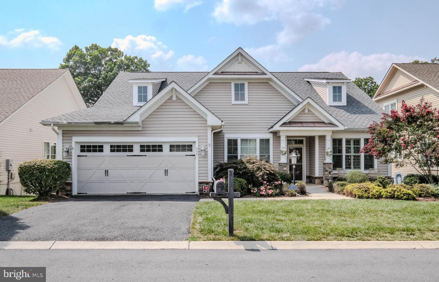 117 HARVESTER DR, LAKE FREDERICK, Virginia 22630, 4 Bedrooms Bedrooms, ,4 BathroomsBathrooms,Residential,For sale,117 HARVESTER DR,VAFV2037232 MLS # VAFV2037232
