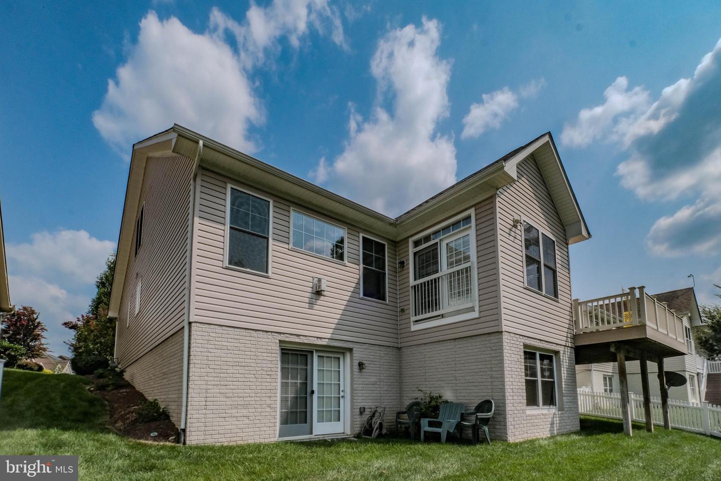 117 HARVESTER DR, LAKE FREDERICK, Virginia 22630, 4 Bedrooms Bedrooms, ,4 BathroomsBathrooms,Residential,For sale,117 HARVESTER DR,VAFV2037232 MLS # VAFV2037232