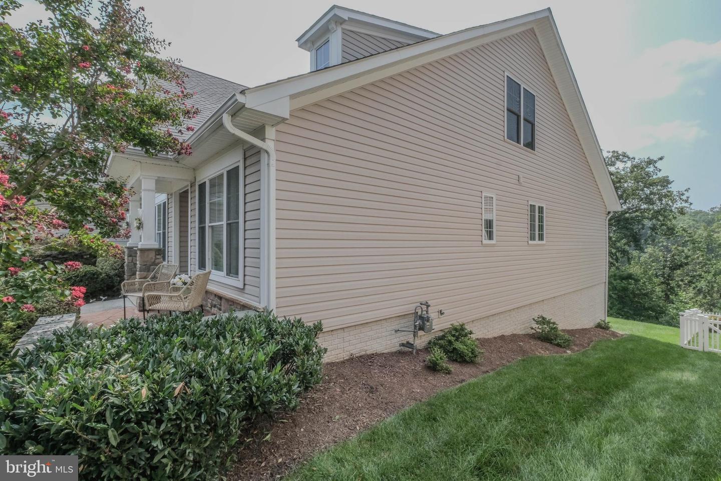 117 HARVESTER DR, LAKE FREDERICK, Virginia 22630, 4 Bedrooms Bedrooms, ,4 BathroomsBathrooms,Residential,For sale,117 HARVESTER DR,VAFV2037232 MLS # VAFV2037232