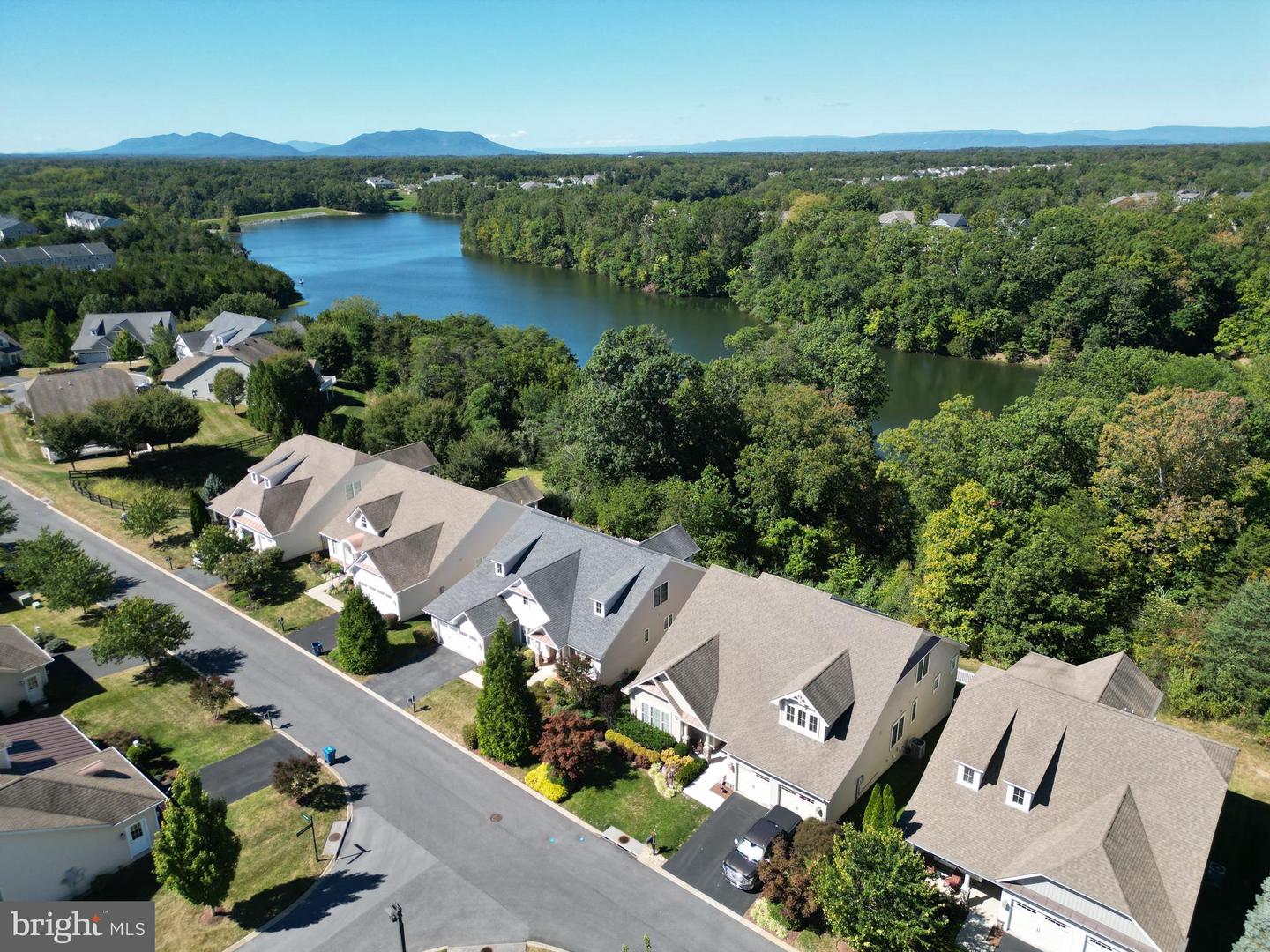 117 HARVESTER DR, LAKE FREDERICK, Virginia 22630, 4 Bedrooms Bedrooms, ,4 BathroomsBathrooms,Residential,For sale,117 HARVESTER DR,VAFV2037232 MLS # VAFV2037232