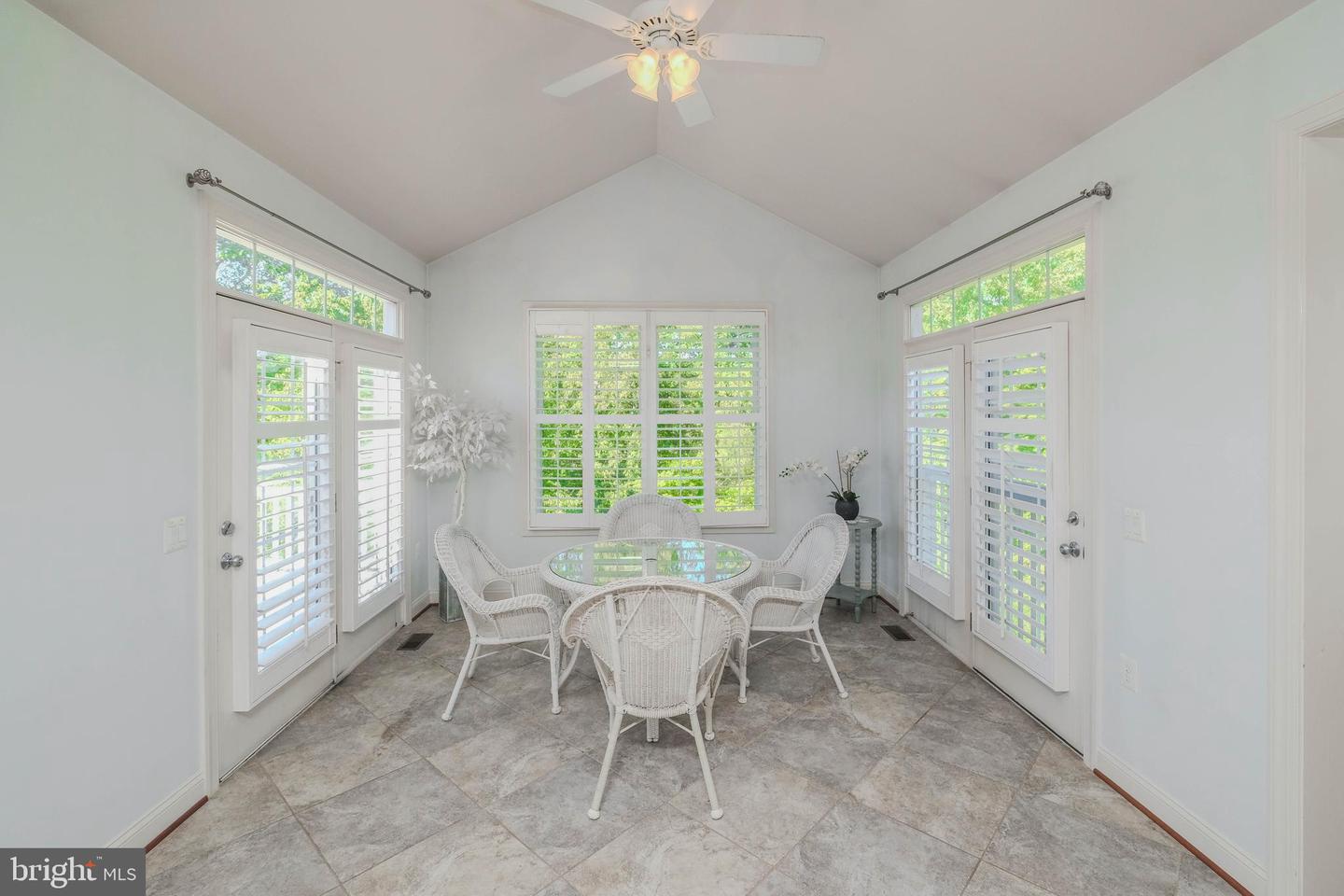 117 HARVESTER DR, LAKE FREDERICK, Virginia 22630, 4 Bedrooms Bedrooms, ,4 BathroomsBathrooms,Residential,For sale,117 HARVESTER DR,VAFV2037232 MLS # VAFV2037232