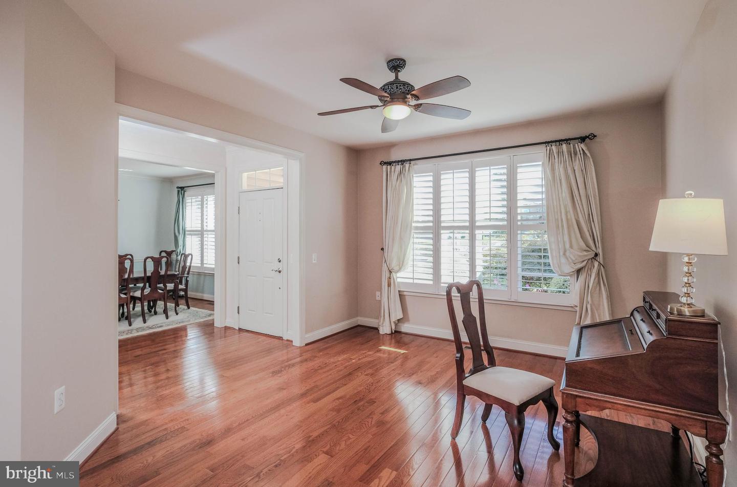 117 HARVESTER DR, LAKE FREDERICK, Virginia 22630, 4 Bedrooms Bedrooms, ,4 BathroomsBathrooms,Residential,For sale,117 HARVESTER DR,VAFV2037232 MLS # VAFV2037232