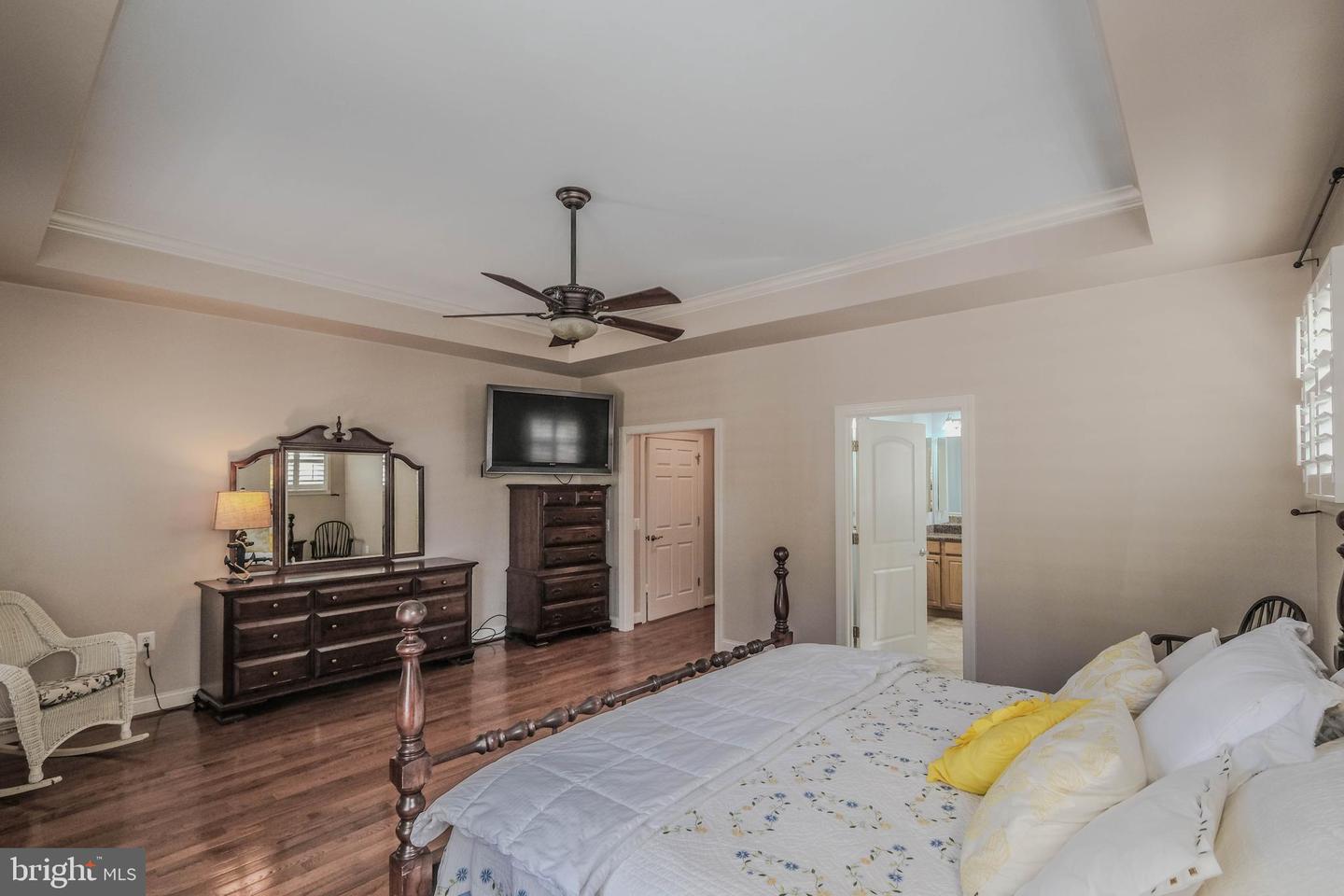117 HARVESTER DR, LAKE FREDERICK, Virginia 22630, 4 Bedrooms Bedrooms, ,4 BathroomsBathrooms,Residential,For sale,117 HARVESTER DR,VAFV2037232 MLS # VAFV2037232