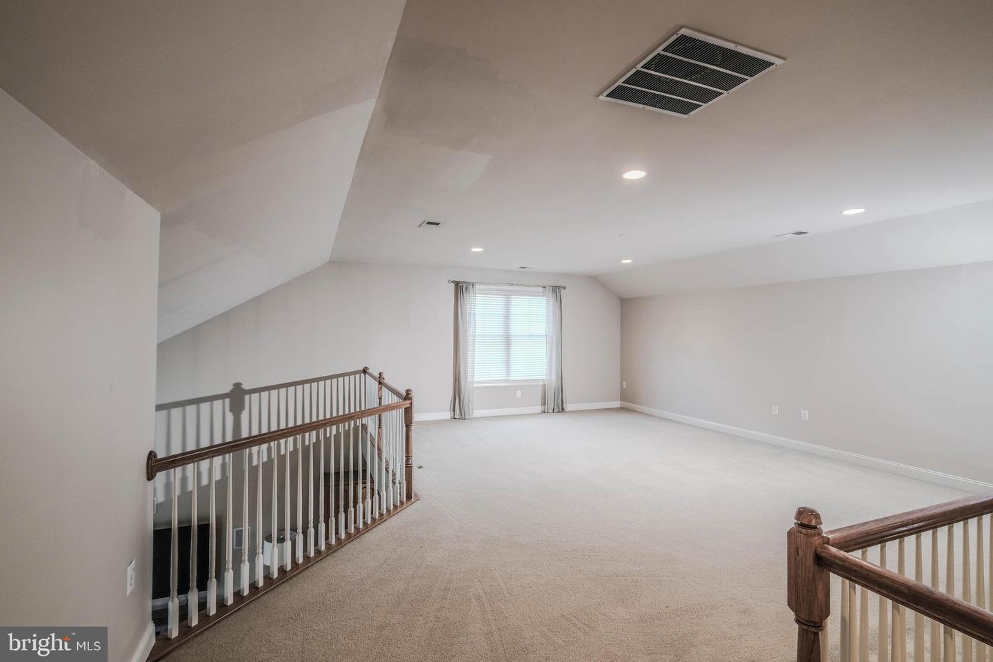 117 HARVESTER DR, LAKE FREDERICK, Virginia 22630, 4 Bedrooms Bedrooms, ,4 BathroomsBathrooms,Residential,For sale,117 HARVESTER DR,VAFV2037232 MLS # VAFV2037232