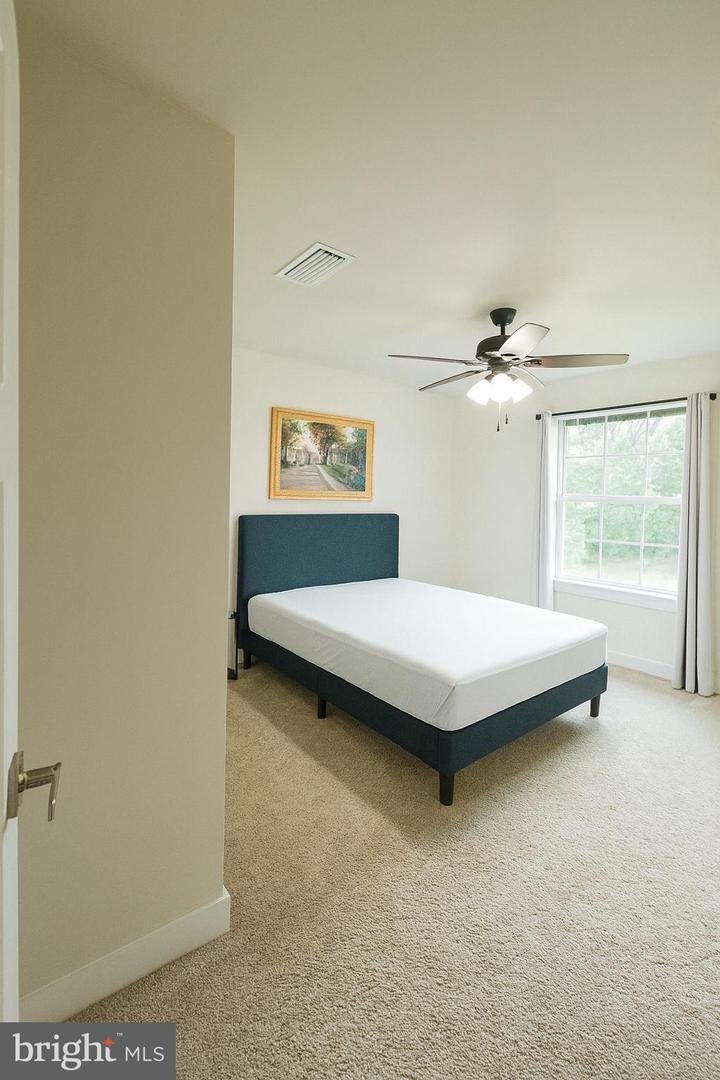 100 DETERMINATION DR, STAFFORD, Virginia 22554, 4 Bedrooms Bedrooms, ,3 BathroomsBathrooms,Residential,For sale,100 DETERMINATION DR,VAST2043304 MLS # VAST2043304