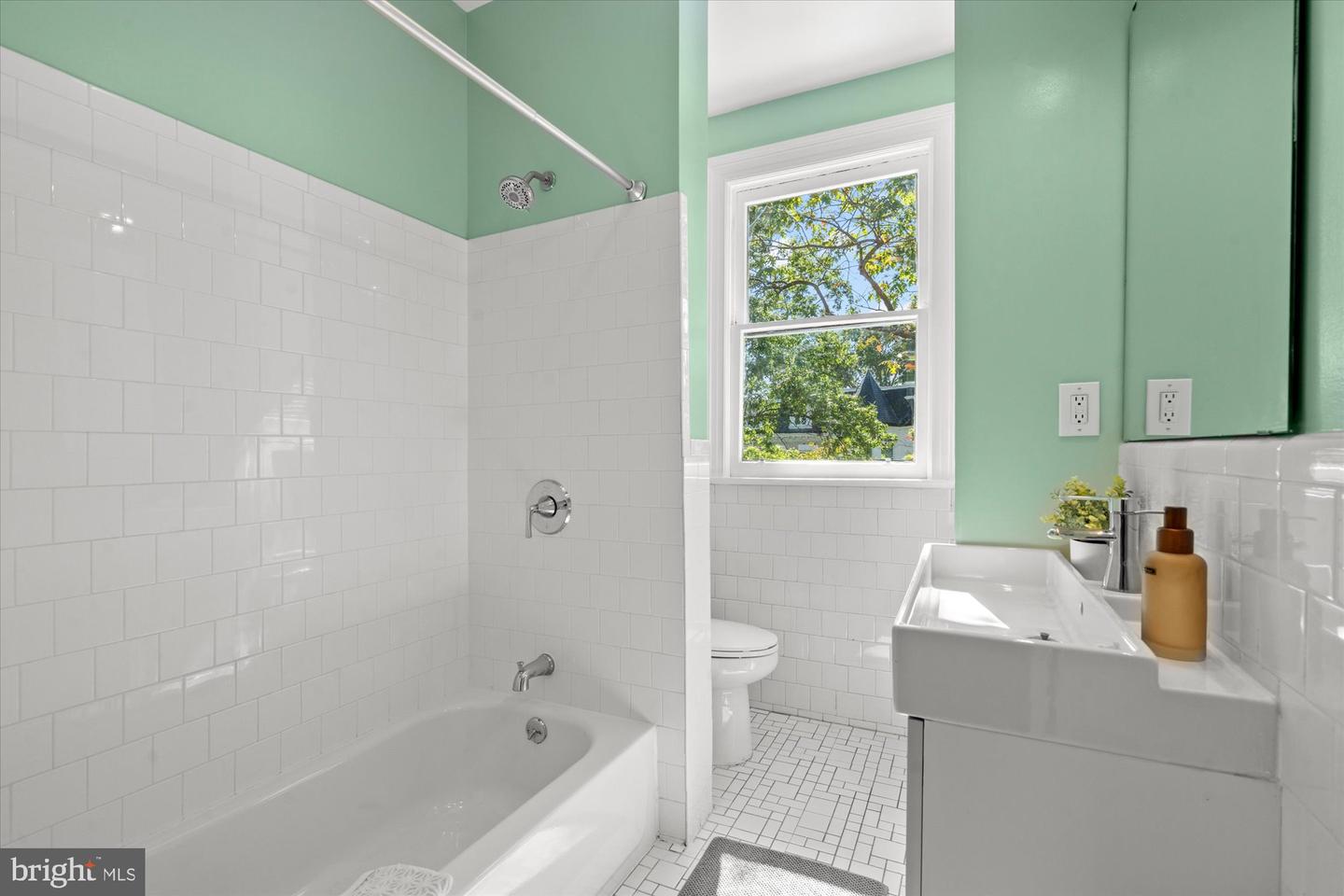 1417 ALLISON ST NW, WASHINGTON, District Of Columbia 20011, 4 Bedrooms Bedrooms, ,3 BathroomsBathrooms,Residential,For sale,1417 ALLISON ST NW,DCDC2225714 MLS # DCDC2225714