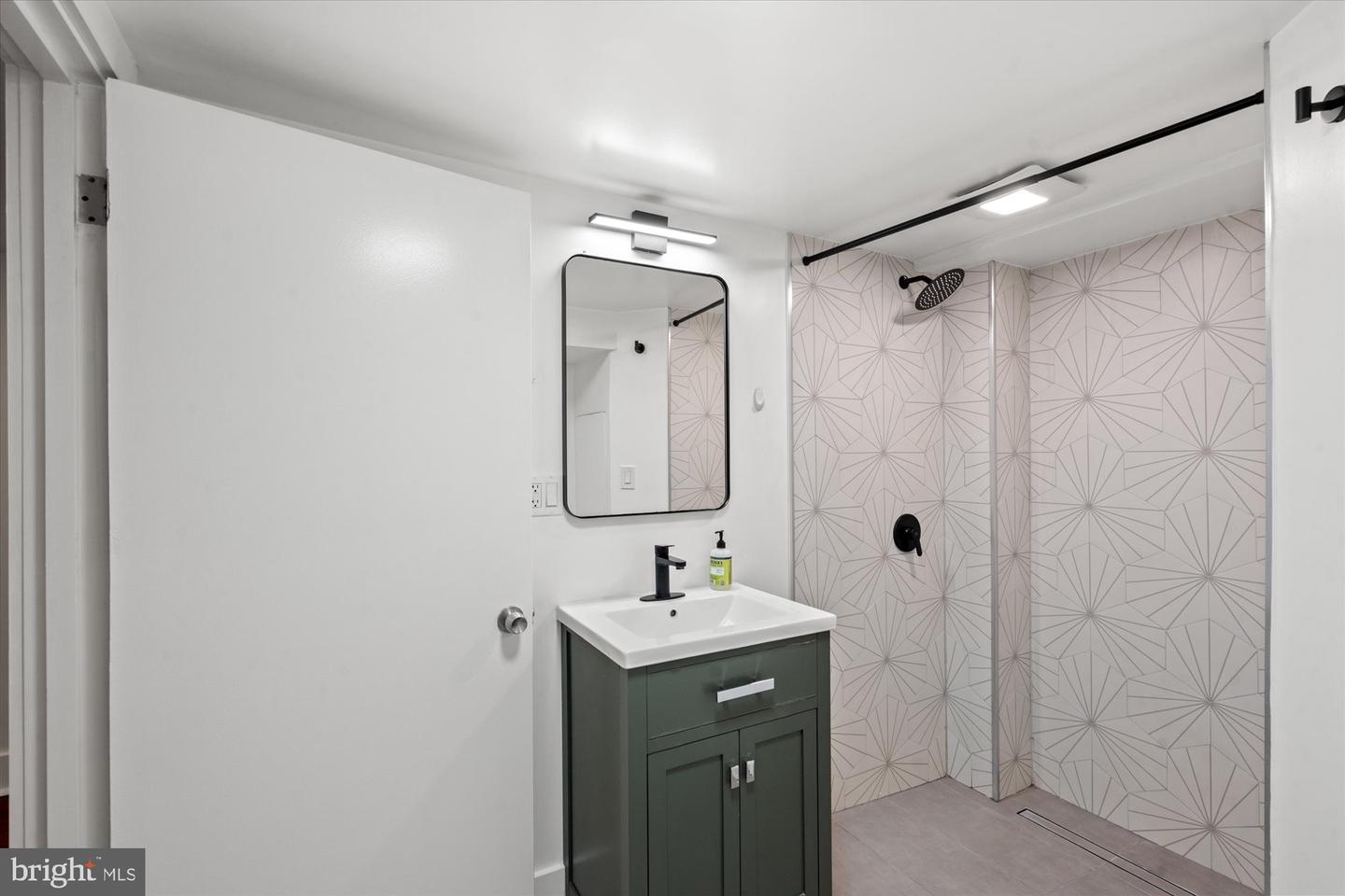 1417 ALLISON ST NW, WASHINGTON, District Of Columbia 20011, 4 Bedrooms Bedrooms, ,3 BathroomsBathrooms,Residential,For sale,1417 ALLISON ST NW,DCDC2225714 MLS # DCDC2225714