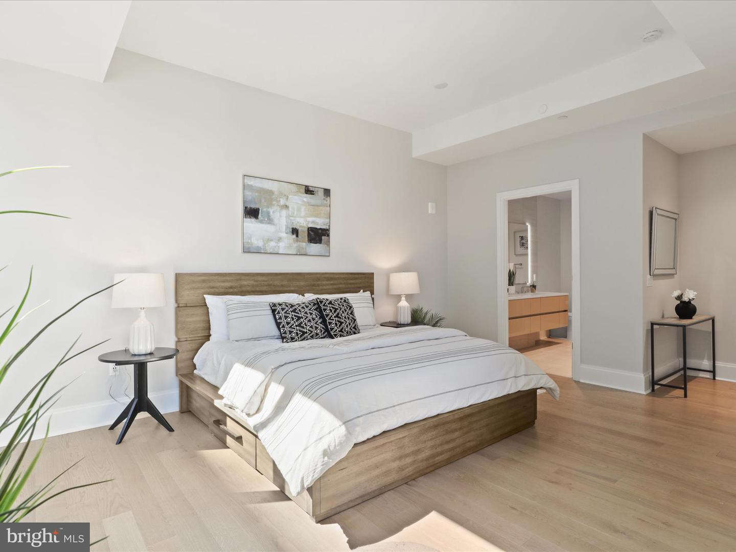 7887 JONES BRANCH DR #1406, MCLEAN, Virginia 22102, 2 Bedrooms Bedrooms, ,2 BathroomsBathrooms,Residential,For sale,7887 JONES BRANCH DR #1406,VAFX2272928 MLS # VAFX2272928