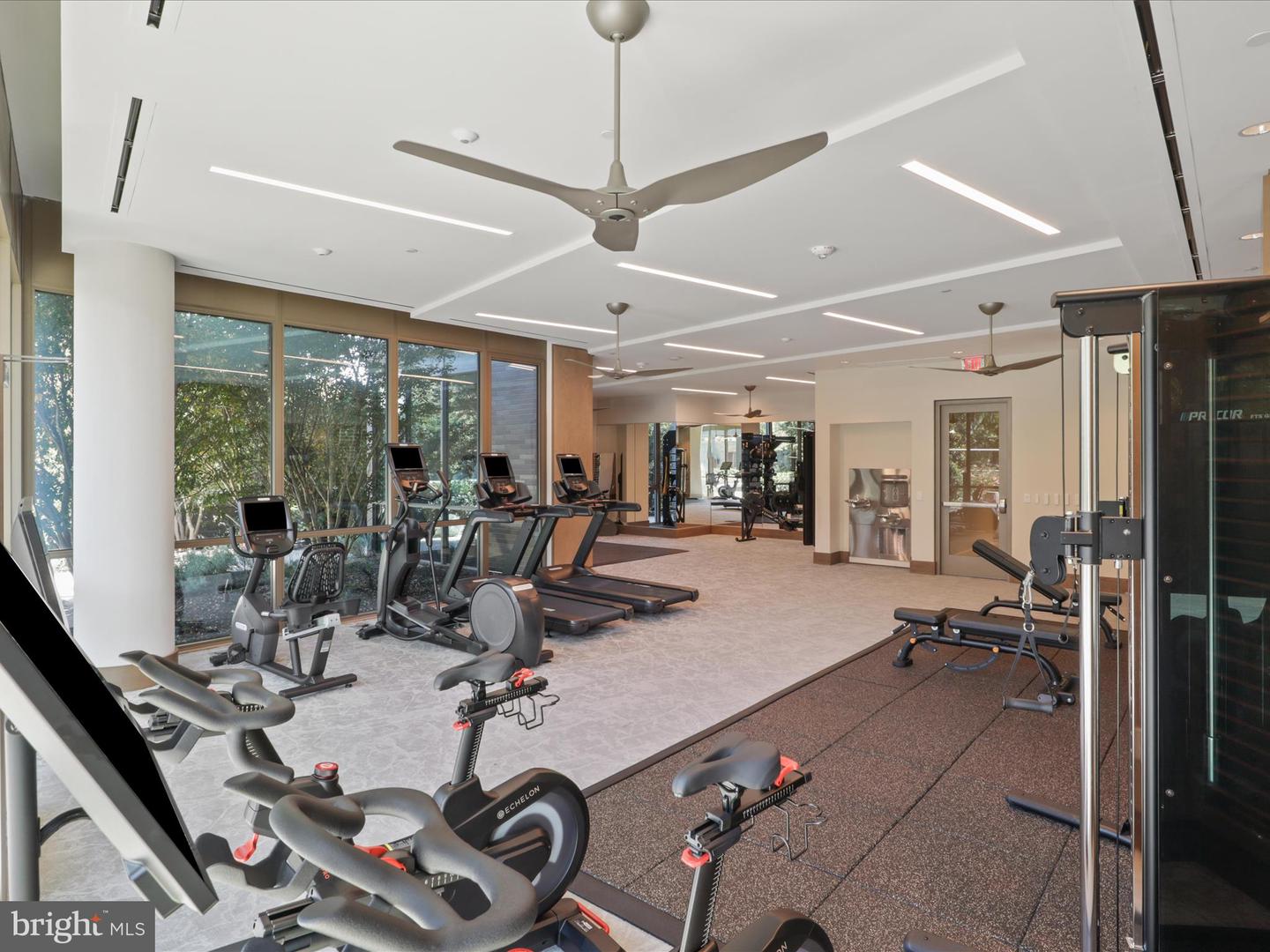 7887 JONES BRANCH DR #1406, MCLEAN, Virginia 22102, 2 Bedrooms Bedrooms, ,2 BathroomsBathrooms,Residential,For sale,7887 JONES BRANCH DR #1406,VAFX2272928 MLS # VAFX2272928