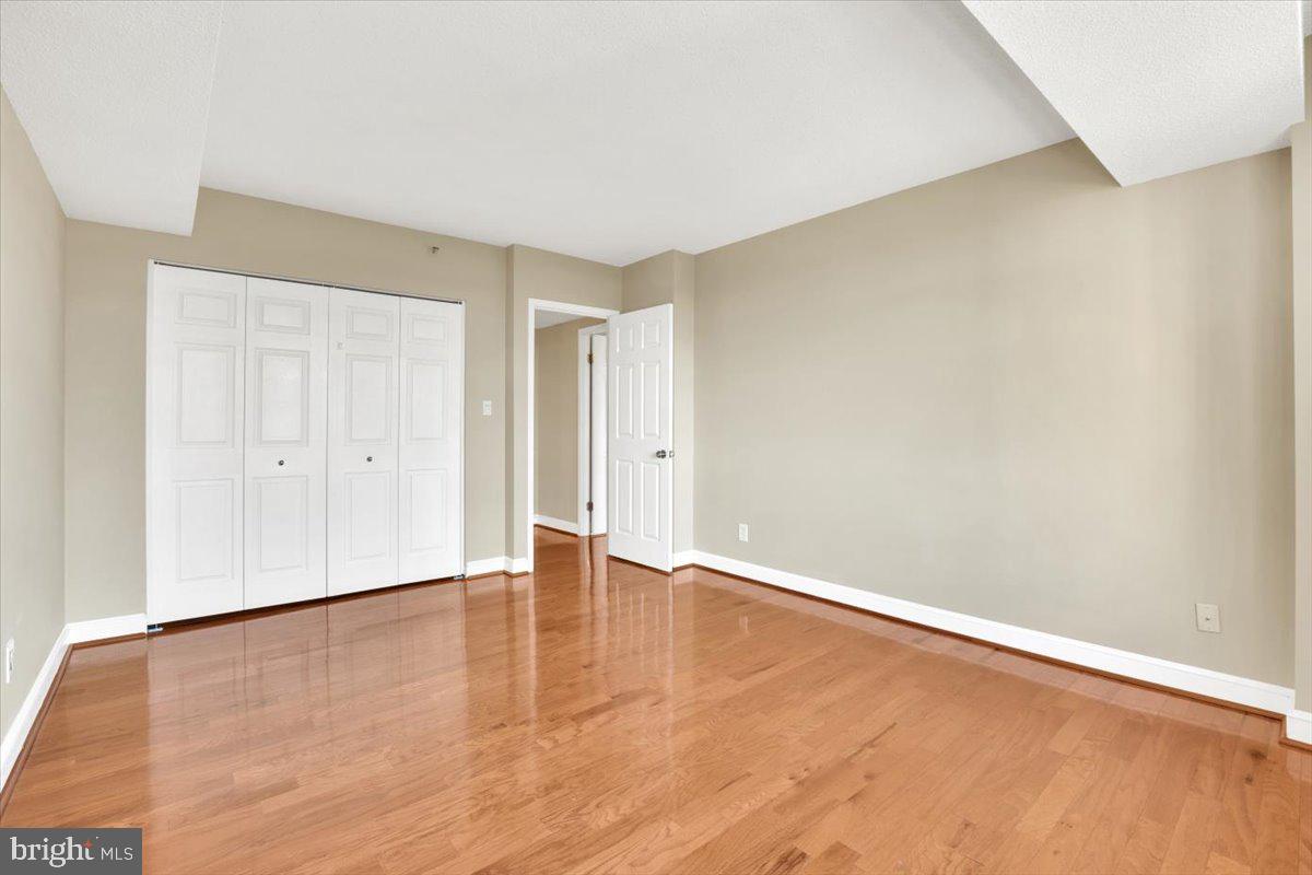 3709 S GEORGE MASON DR #1203E, FALLS CHURCH, Virginia 22041, 2 Bedrooms Bedrooms, ,2 BathroomsBathrooms,Residential,For sale,3709 S GEORGE MASON DR #1203E,VAFX2272936 MLS # VAFX2272936