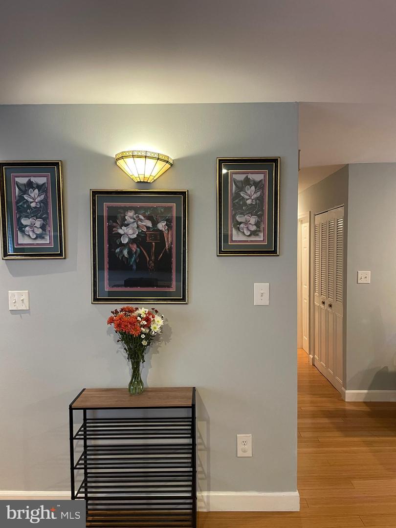 1006 S GREENTHORN AVE, STERLING, Virginia 20164, 3 Bedrooms Bedrooms, 5 Rooms Rooms,2 BathroomsBathrooms,Residential,For sale,1006 S GREENTHORN AVE,VALO2108304 MLS # VALO2108304